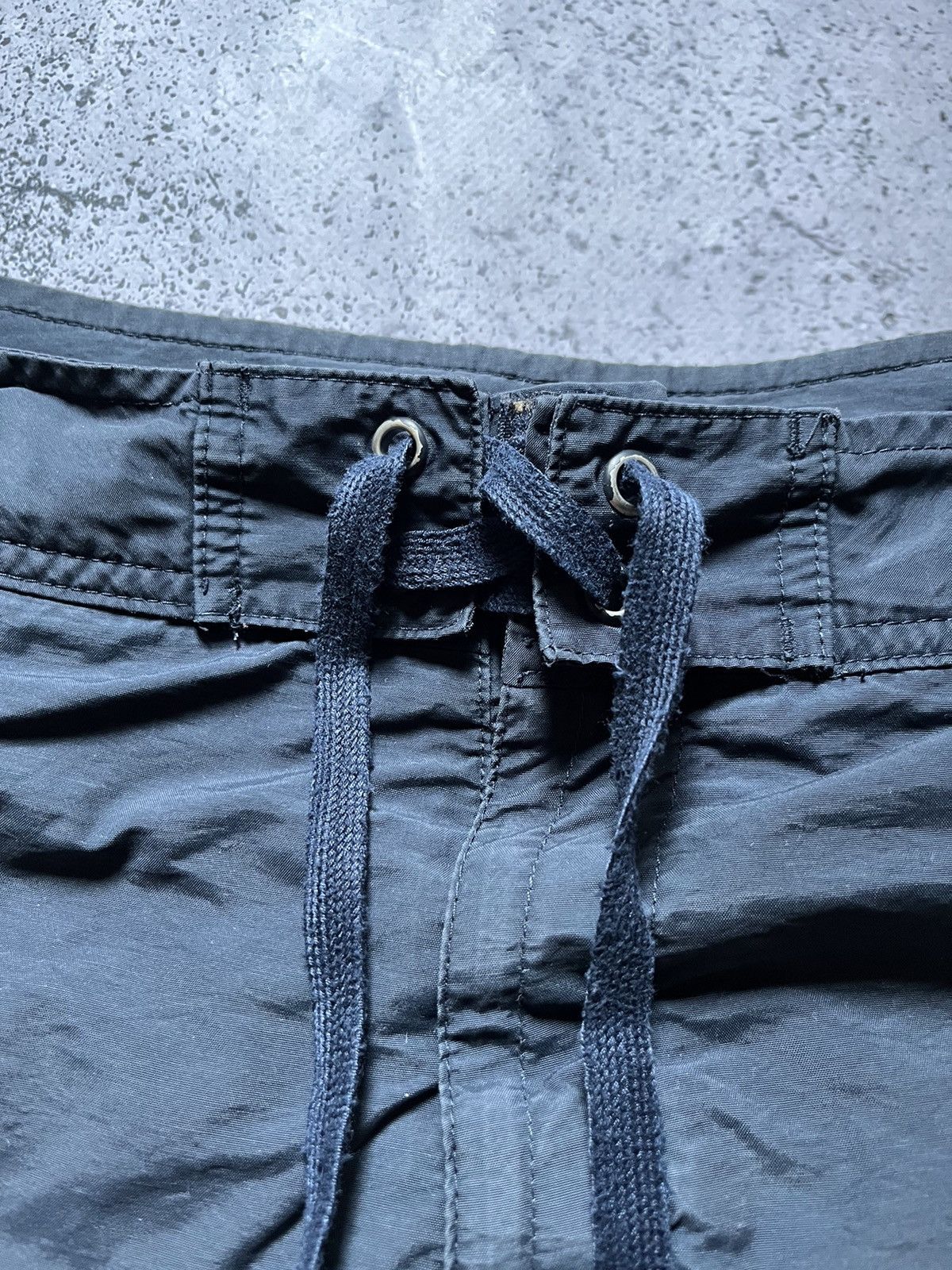 Nike × Vintage Vintage Nike Nylon Cargo Shorts Big Logo Y2K USA Drill Size US 33 - 6 Thumbnail