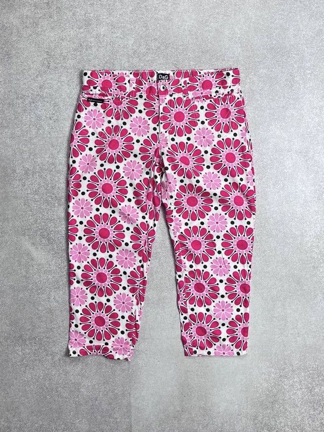 Dolce & Gabbana × Vintage Vintage Dolce&Gabbana Floral Print Capri Shorts Y2K 27 Woman Size 27" / US 4 / IT 40 - 1 Thumbnail