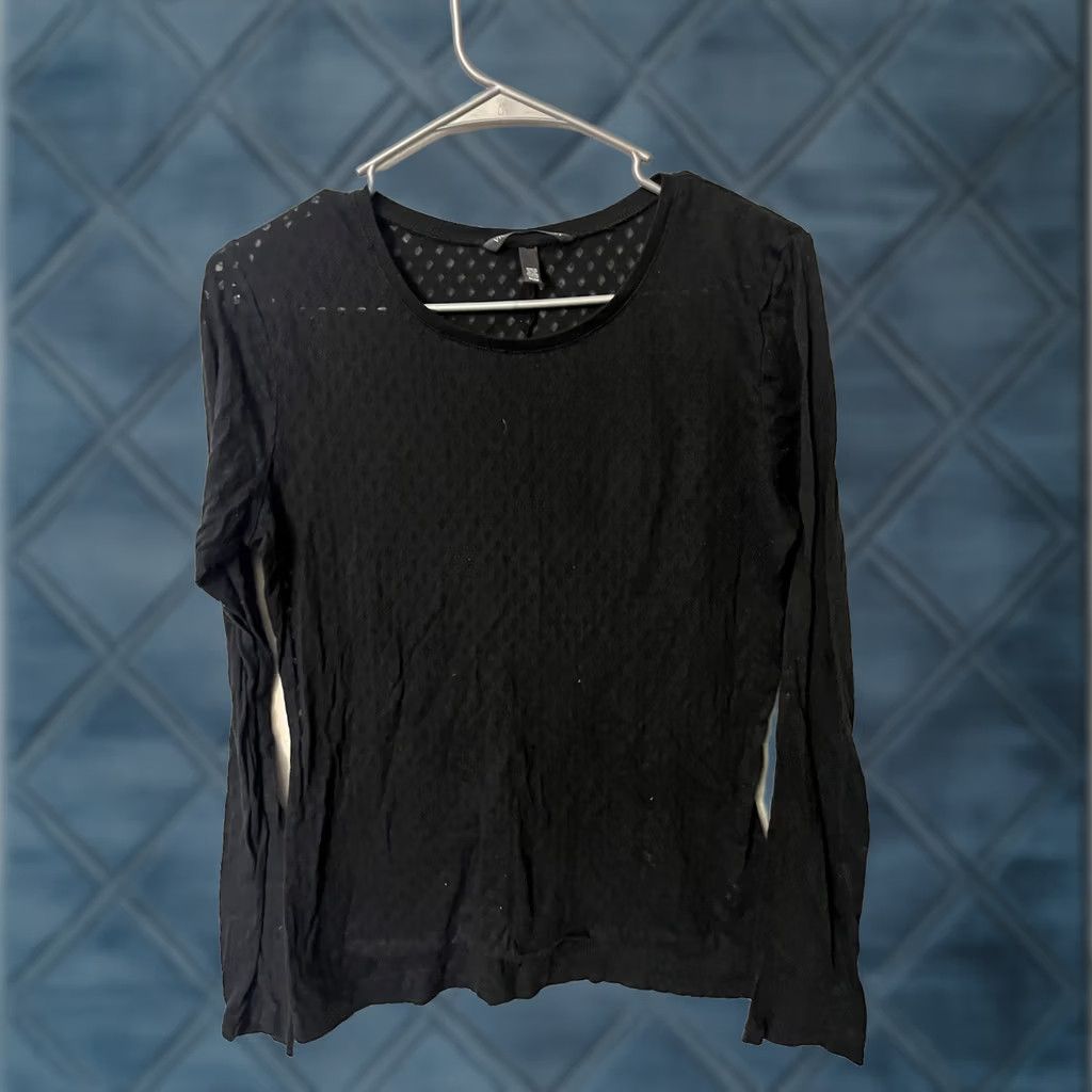 Victoria's Secret Victoria's Secret Top Womens Medium Round Neck Tee Shirt Long Sleeve Black T-Shirt Womens M Black Casual Basic Love Ancient? Size M / US 6-8 / IT 42-44 - 1 Thumbnail