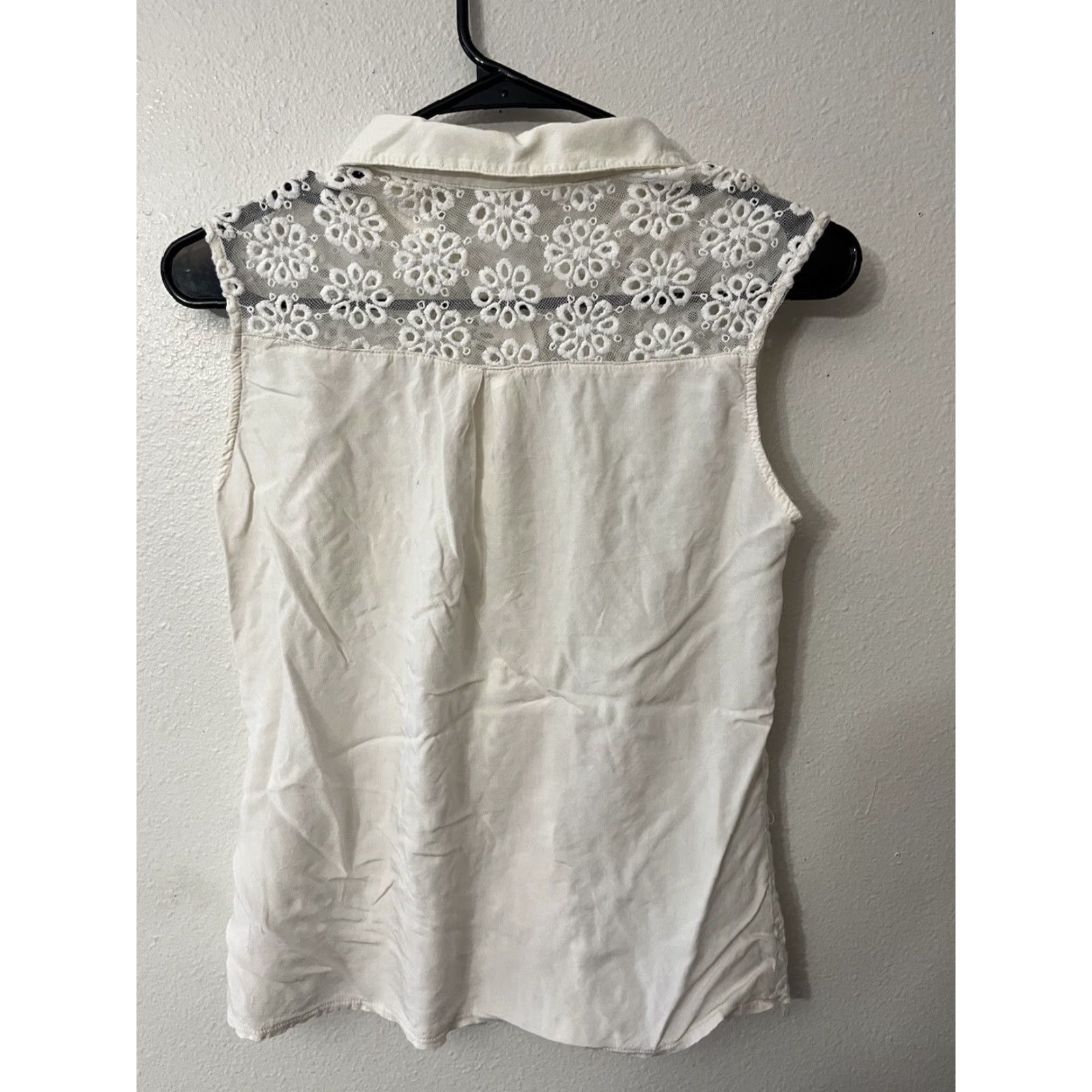 Vintage Solitaire Wm’s Sleeveless Ivory Embroidered Boho Front/Solid Back Blouse Small Size S / US 4 / IT 40 - 3 Thumbnail