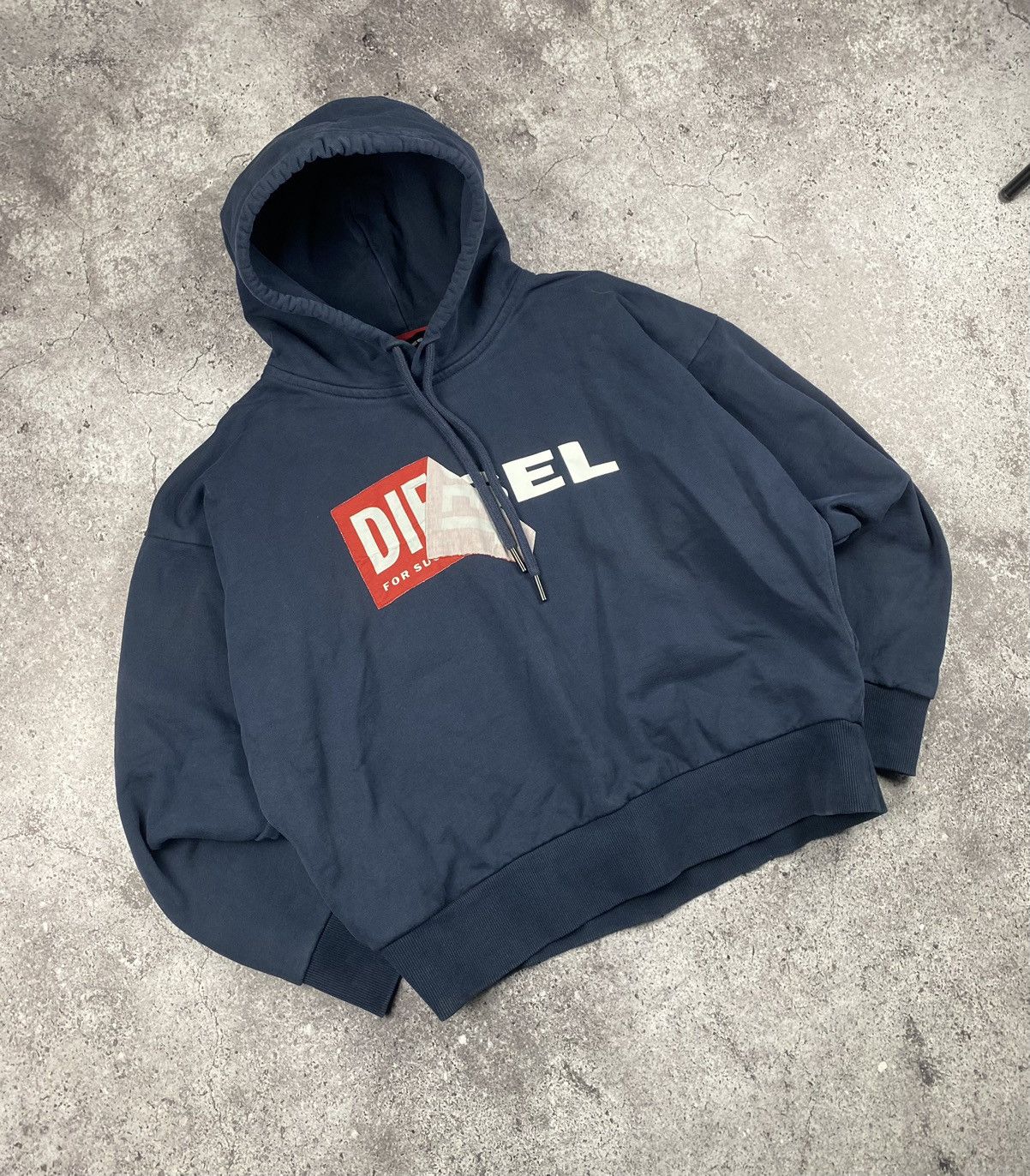 Diesel × Vintage Vintage 90s Diesel Box Embroidered Logo Baggy Hoodie Size US S / EU 44-46 / 1 - 1 Thumbnail