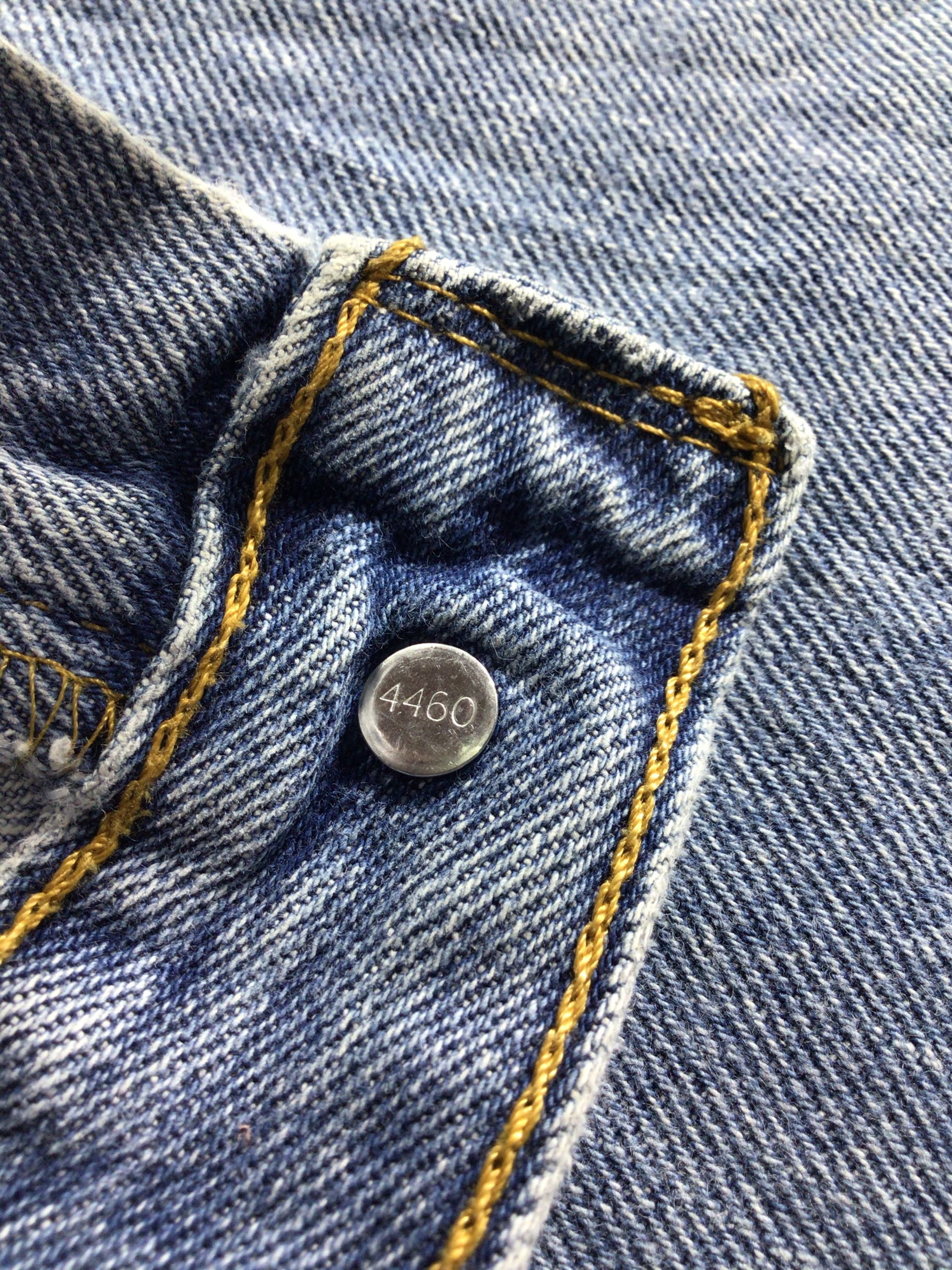 Levi's Vintage Levis 550 Jeans Blue Wash Denim -J568 Size US 43 - 8 Thumbnail