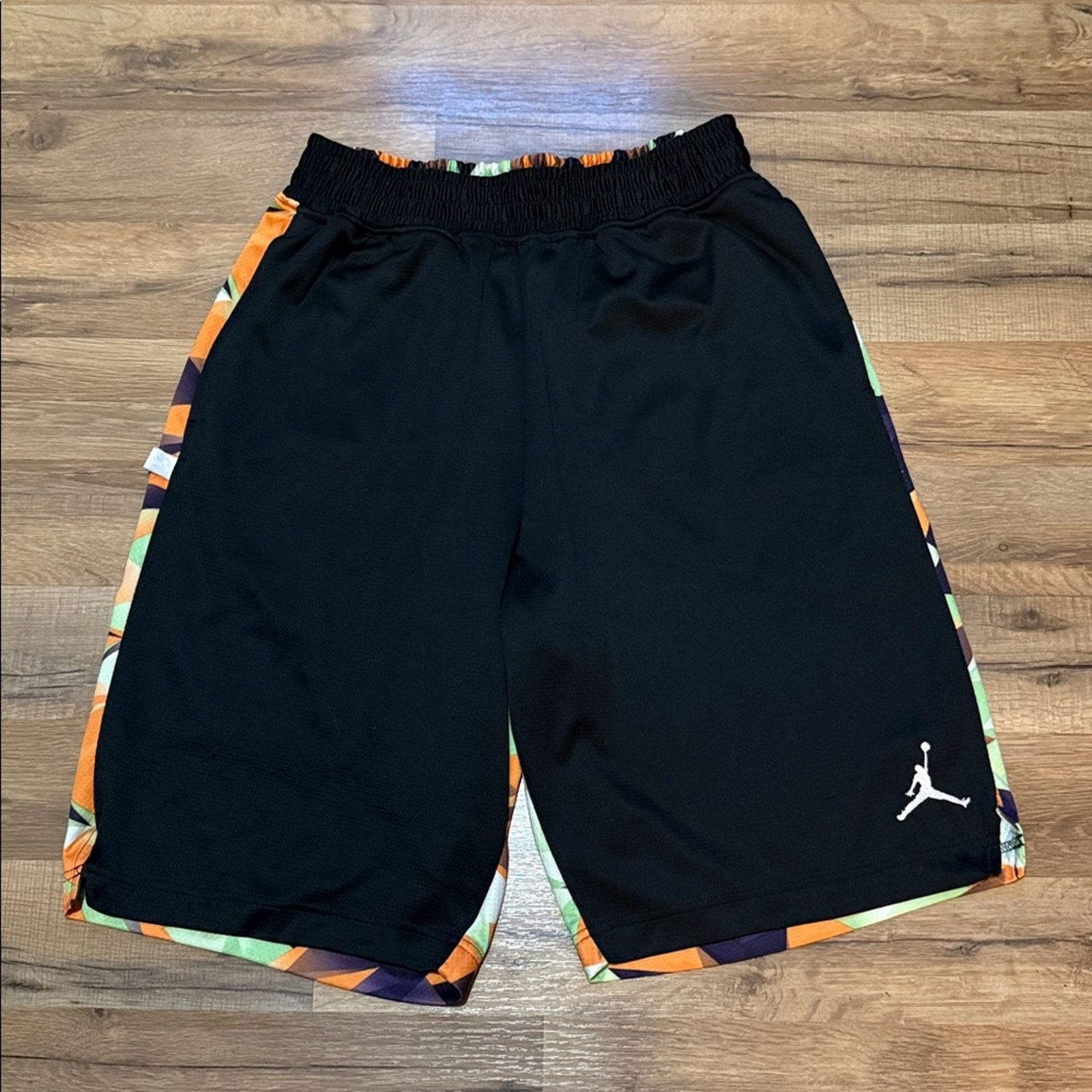 Jordan Brand Jordan Dri-Fit Geometric Shorts Size US 29 - 1 Thumbnail