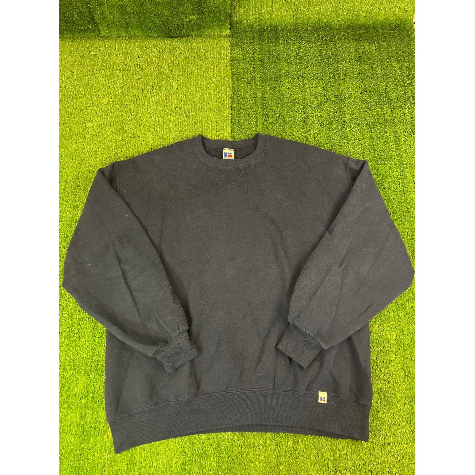 Russell Athletic Vintage Russell Athletic Navy Blue Crewneck Sweatshirt XL Size US XL / EU 56 / 4 - 1 Thumbnail