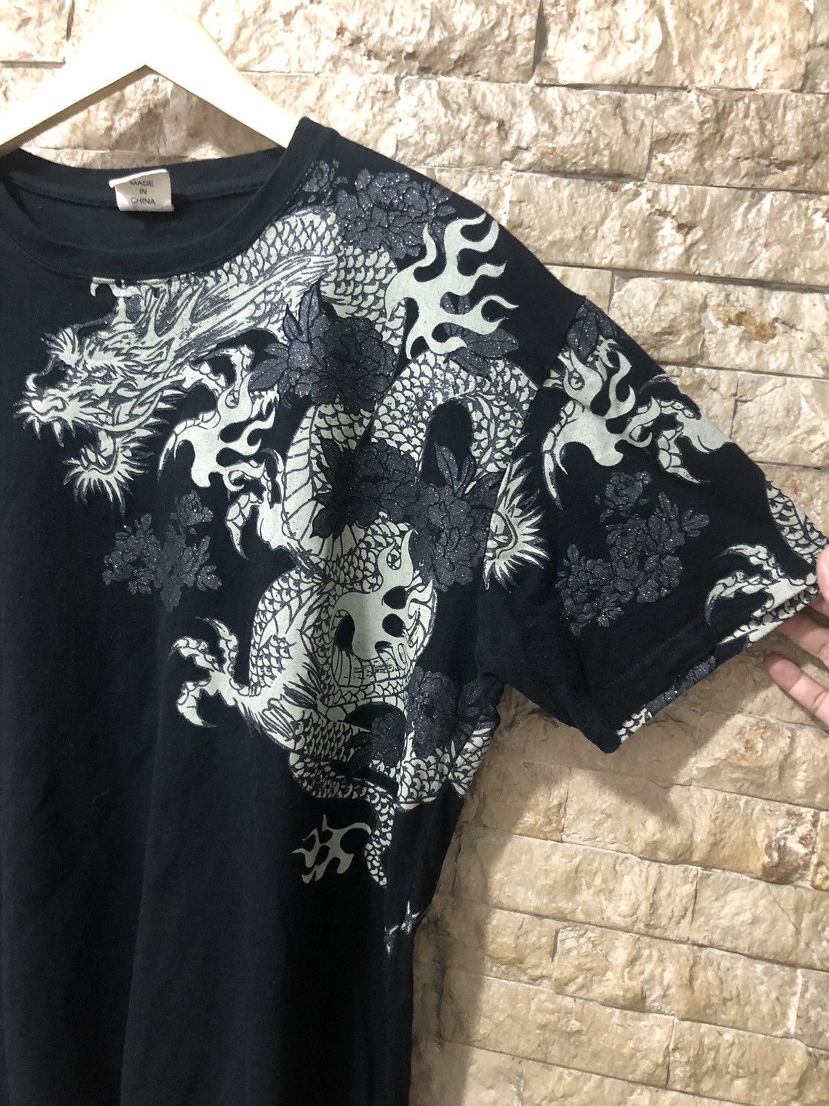 Japanese Brand Sukajan Dragon T shirt Size US XL / EU 56 / 4 - 2 Thumbnail