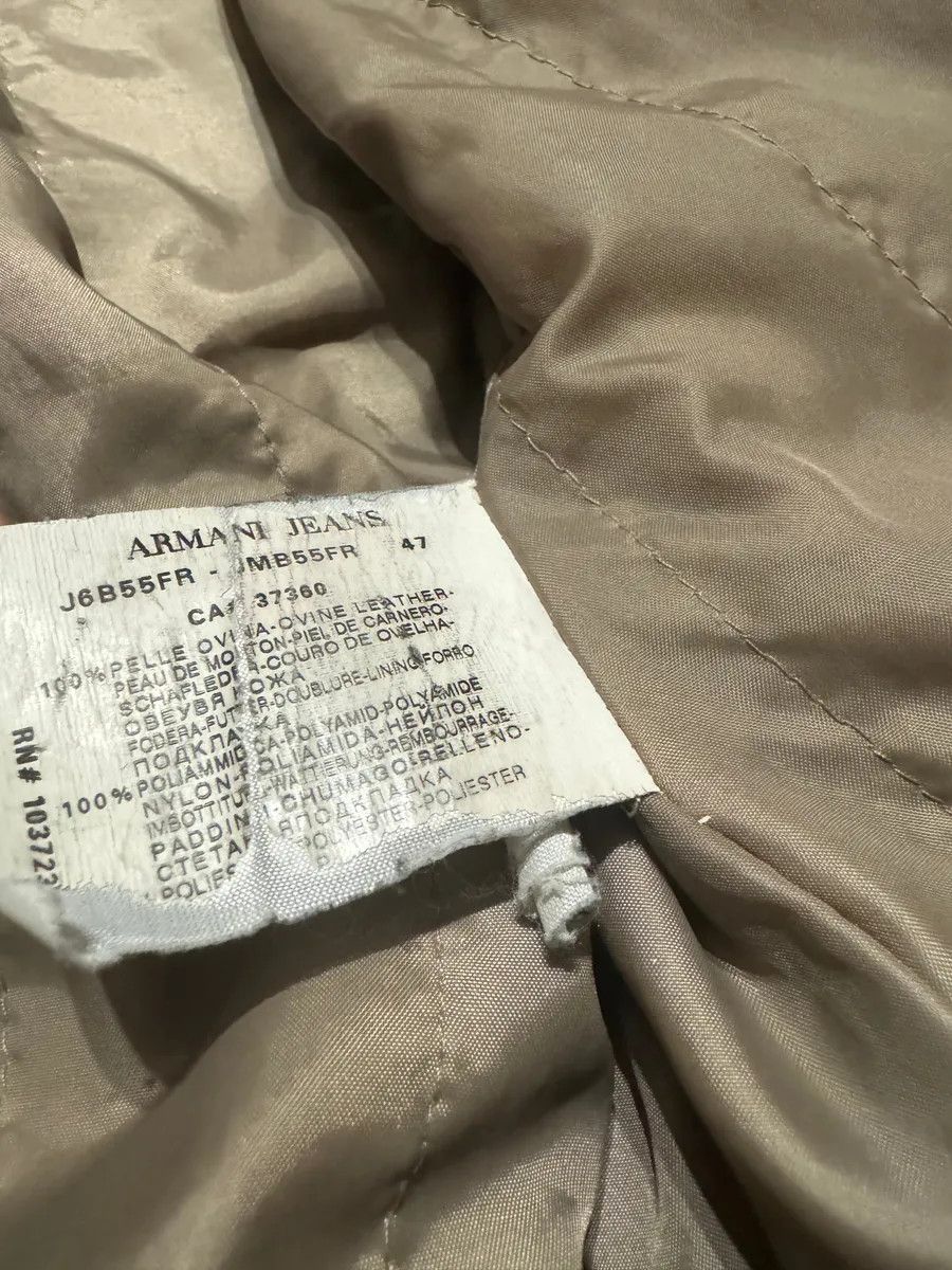 Armani 2000s Armani Padded Beige Leather Biker Jacket Size US M / EU 48-50 / 2 - 5 Thumbnail