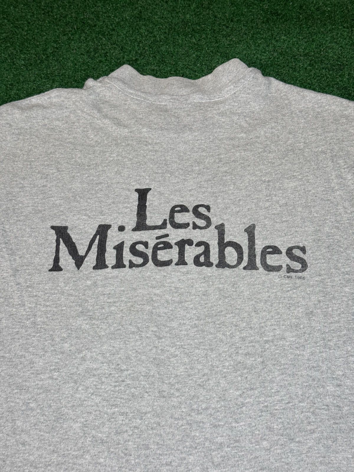 Vintage Vintage 80s Les Miserables Lrg Gray Retro Thin T Shirt Size US L / EU 52-54 / 3 - 4 Thumbnail