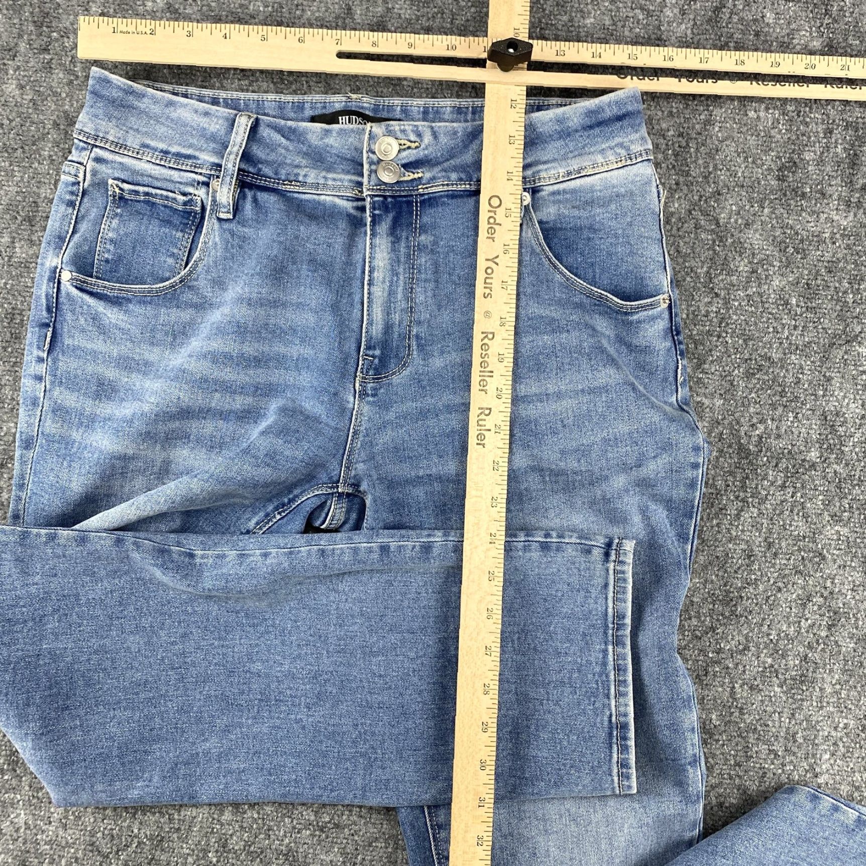 Hudson Hudson Jeans Womens 8 Light Blue Straight Leg Denim Stretch Back Pockets Flap Logo Patch 31 In Waist 31 In Inseam Regular Rise Mid Zip Fly Belt Loops Size 30" / US 8 / IT 44 - 5 Thumbnail