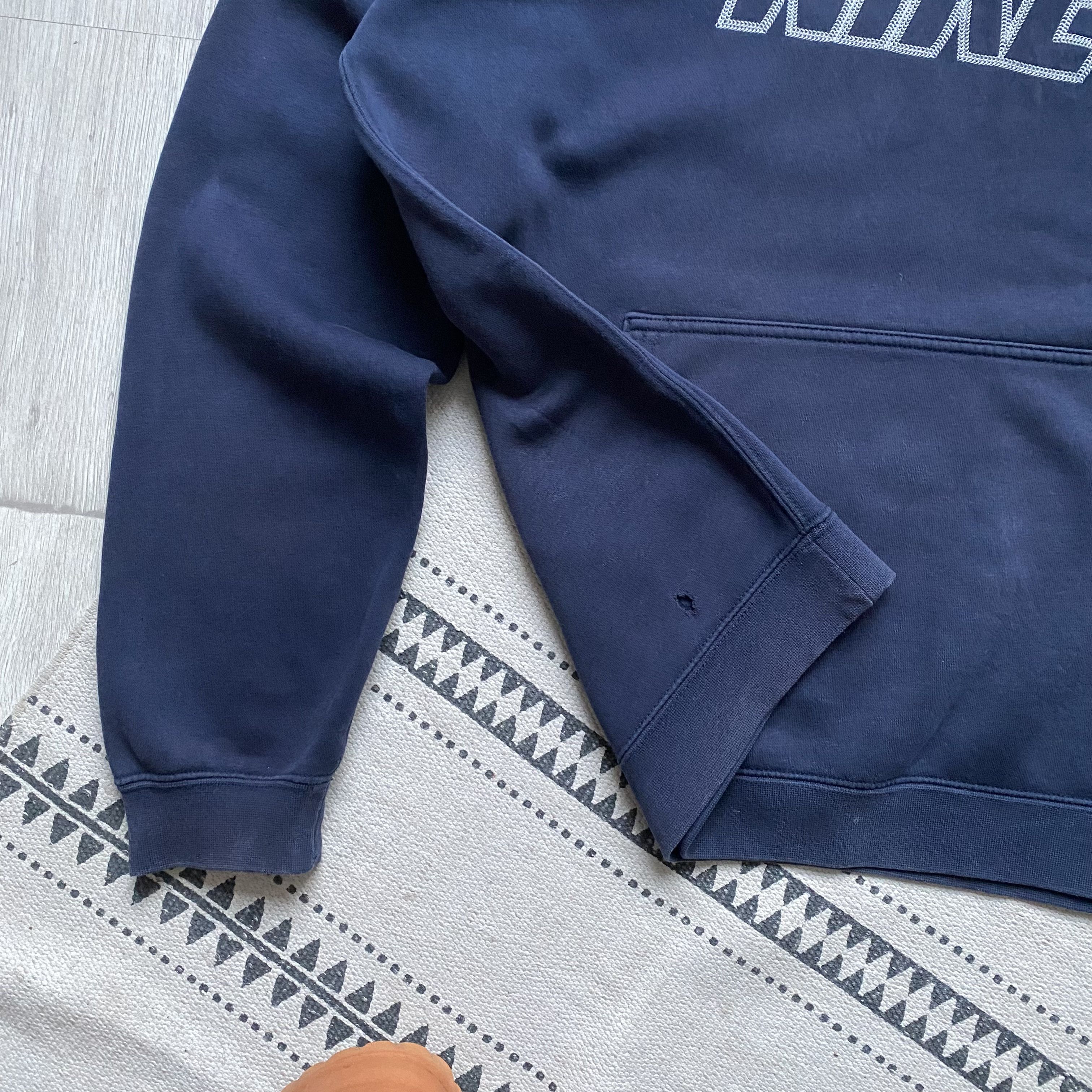 Nike Vintage 00s Nike hoodie Y2K embroidered logo Size US L / EU 52-54 / 3 - 9 Thumbnail