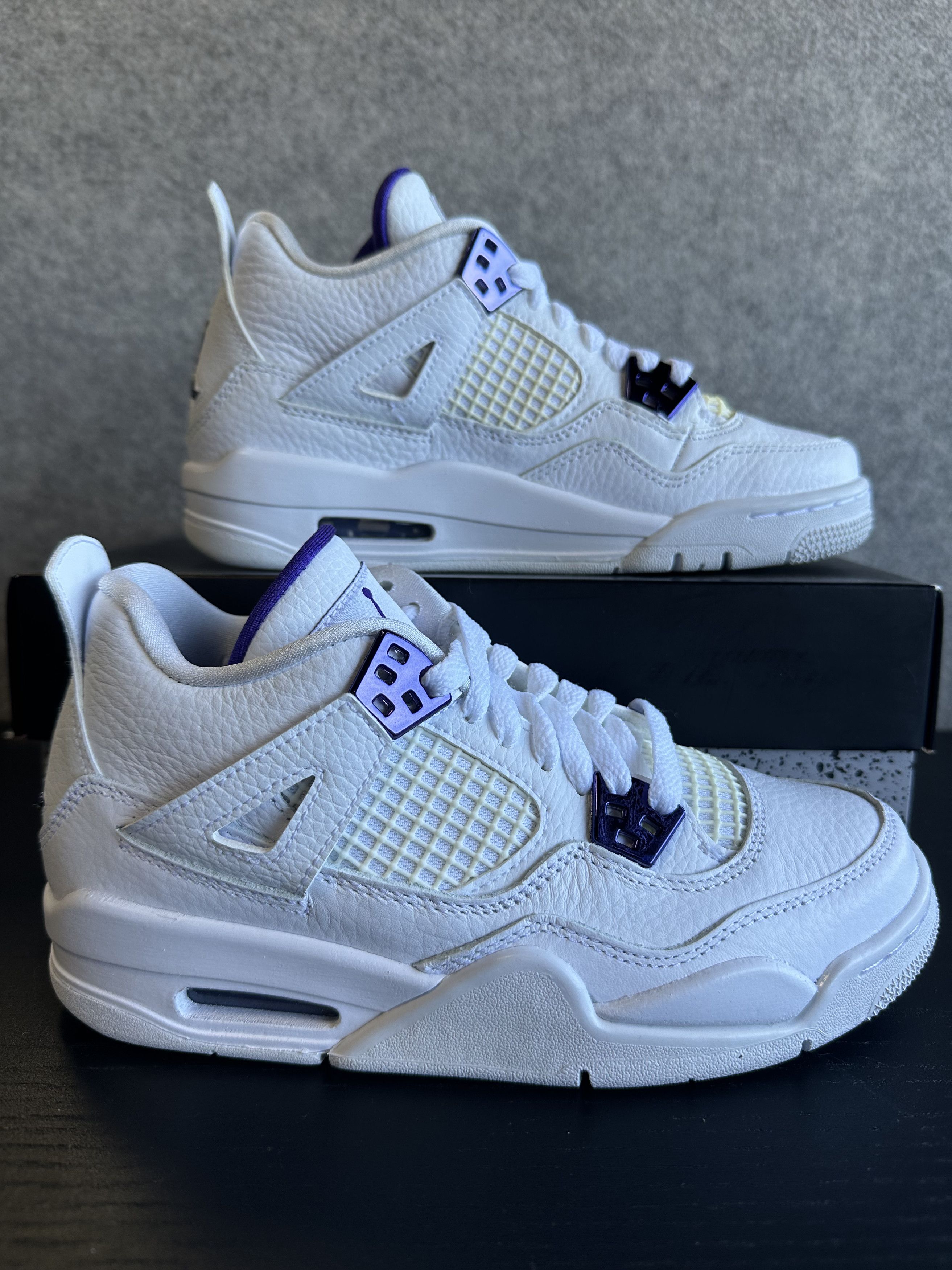 Jordan 4 Retro Mettalic Purple (GS)