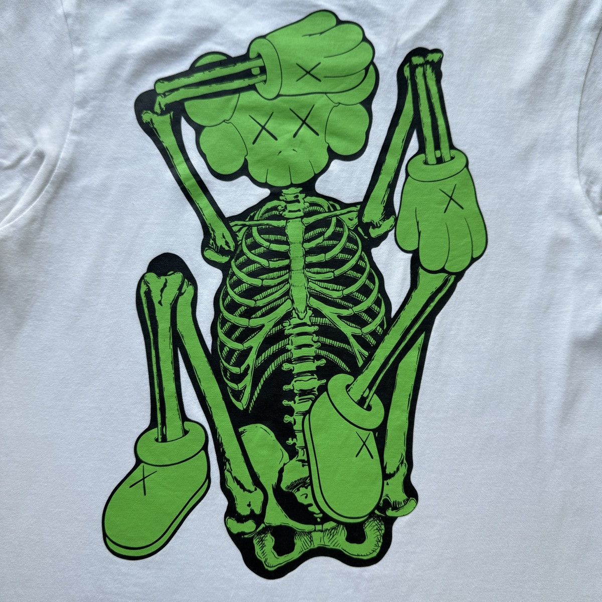 Kaws × Uniqlo Kaws x Uniqlo Skeleton new fiction tokyo first release art Size US M / EU 48-50 / 2 - 2 Thumbnail