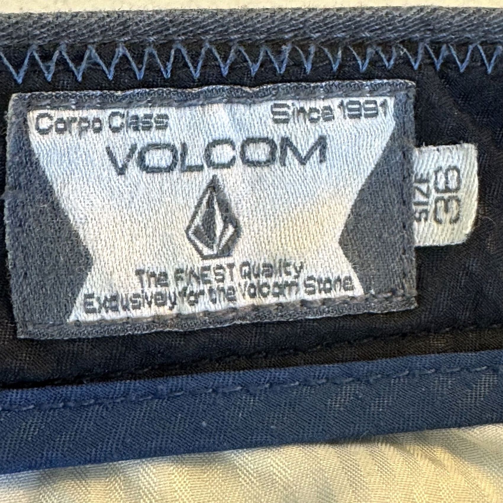 Volcom Volcom Shorts Men Vmonty 38 Blue Cotton Slash Pockets Classic Denim Bermuda Size US 38 / EU 54 - 5 Thumbnail