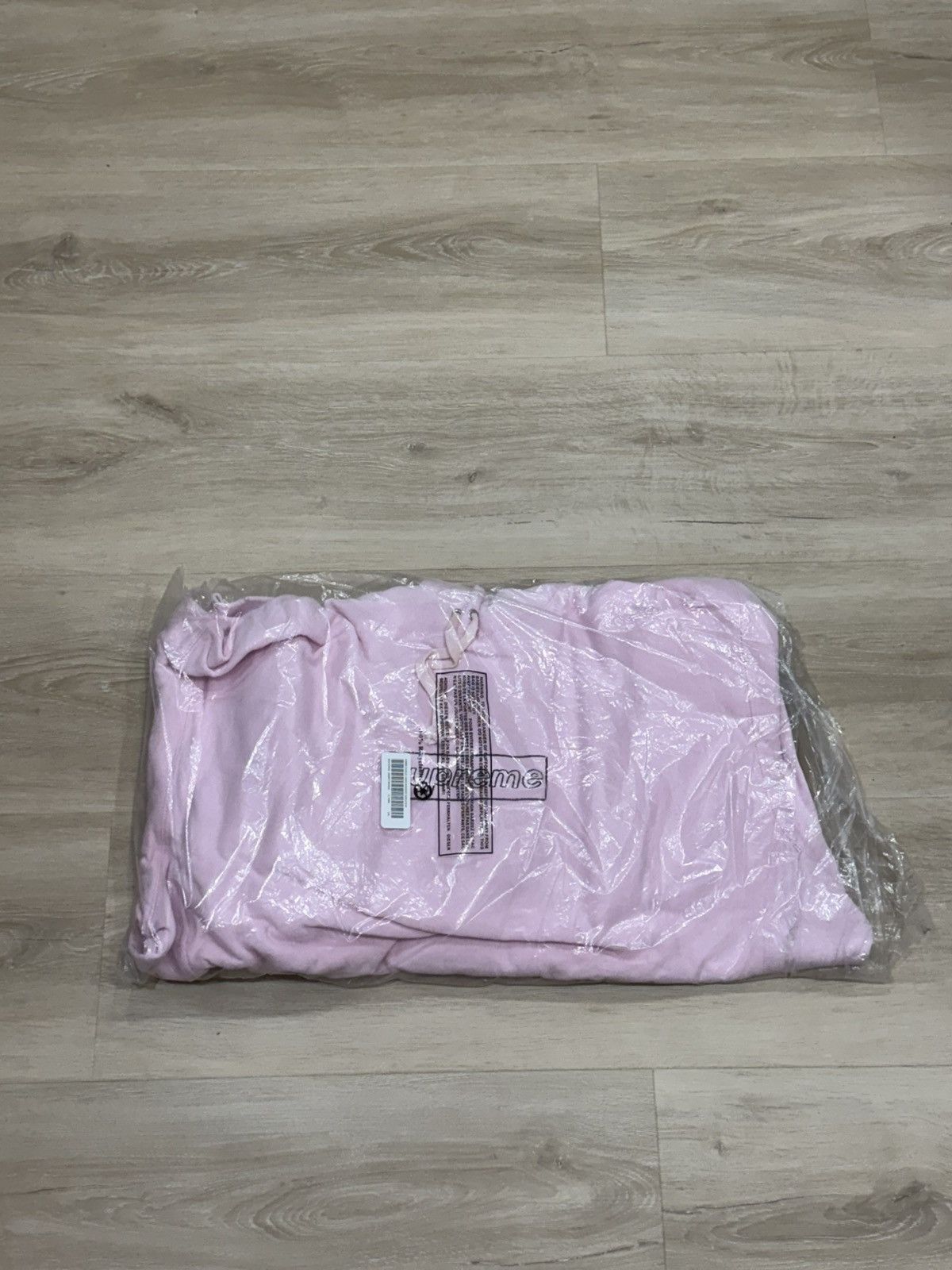 Kaws × Supreme Supreme Kaws Box Logo Hoodie (Chalk Logo Hoodie) Size US XXL / EU 58 / 5 - 2 Thumbnail