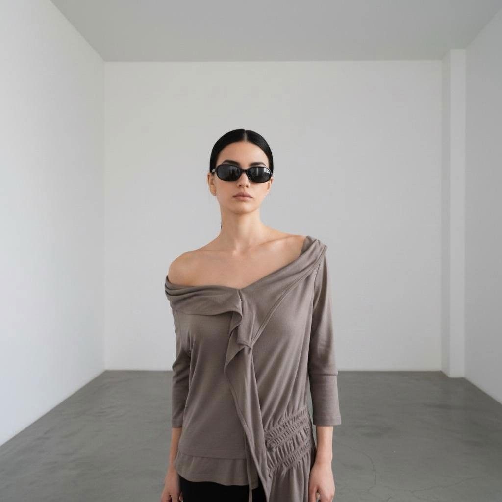 Other The Cop Copine Asymmetrical Ruched Top Size ONE SIZE - 1 Thumbnail