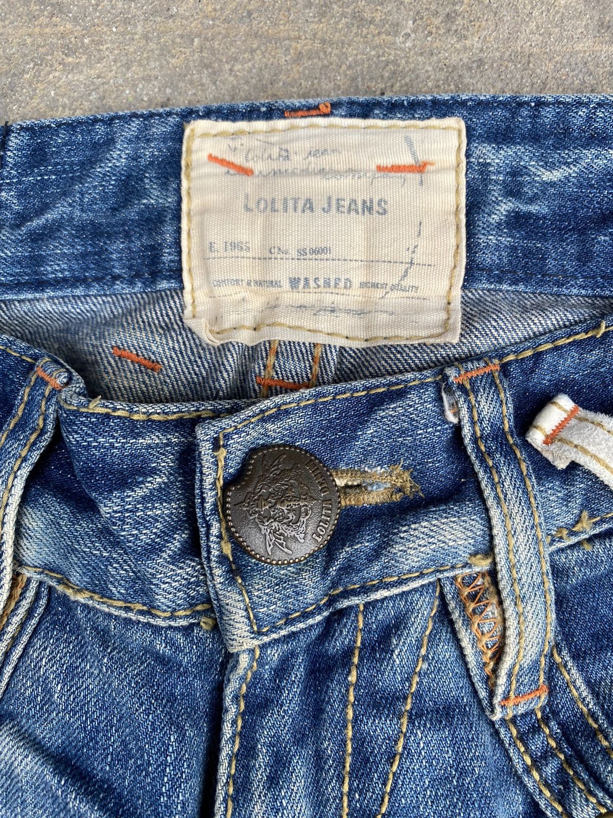 If Six Was Nine × Japanese Brand × Le Grande Bleu (L.G.B.) Yoshimoto Nara x Lolita Jeans Distressed Pants Size US 30 / EU 46 - 13 Thumbnail