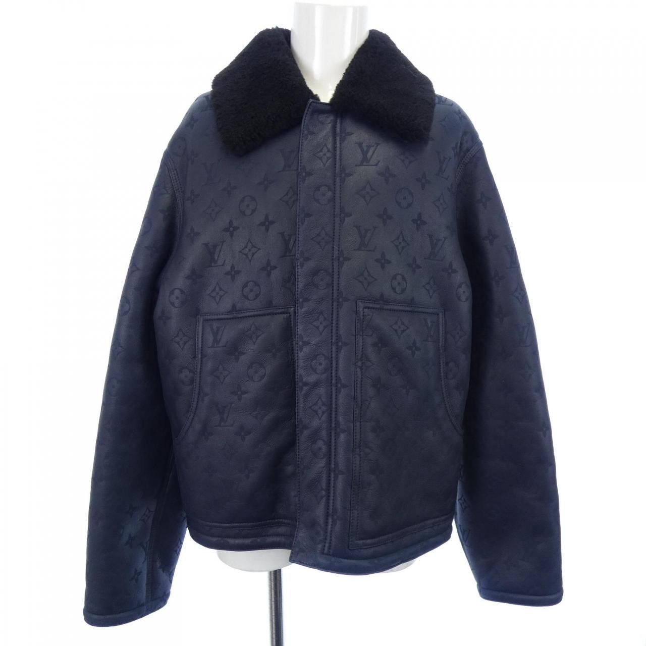 Louis Vuitton Louis Vuitton Louis Vuitton LVSE Monogram Shearling Jacket Others Outerwear HML42EYGL DUTY FREE for USA Size ONE SIZE - 1 Thumbnail