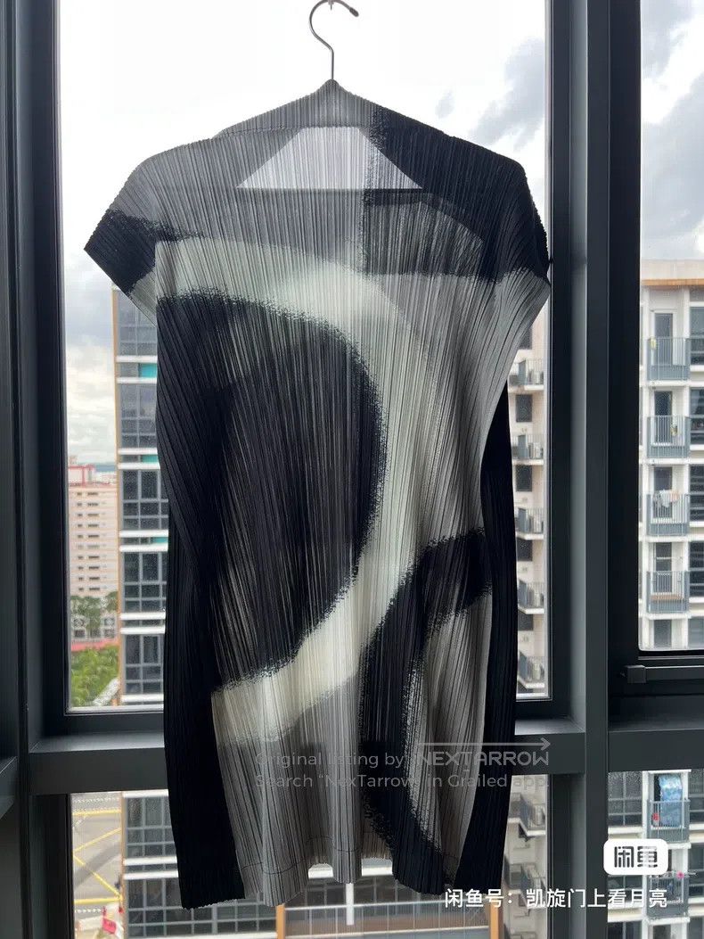 Issey Miyake Issey Miyake Ink Wash Long Smiley Collar Top Size XXL / US 16-18 / IT 52-54 - 2 Thumbnail