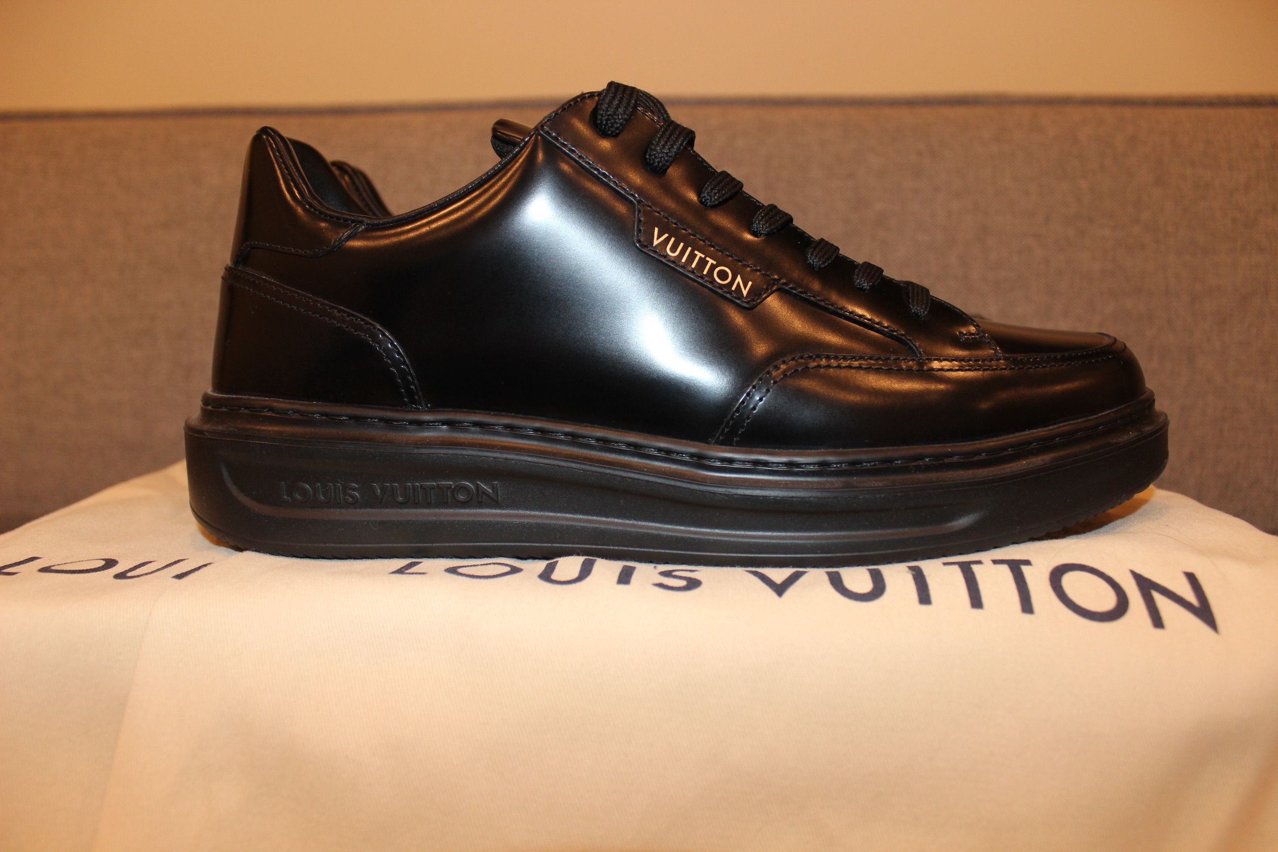 Louis Vuitton Louis Vuitton Beverly Hills "VUITTON" Sneaker Size US 8.5 / EU 41-42 - 3 Thumbnail