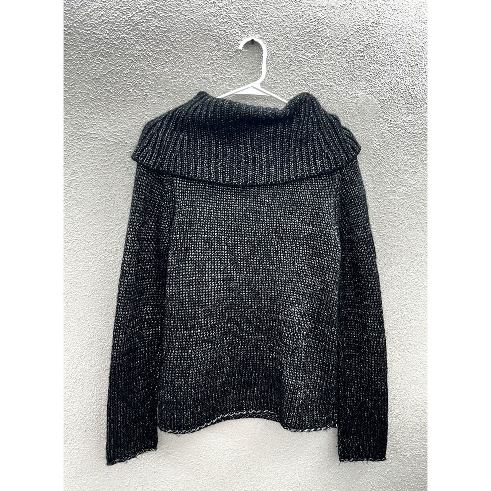 Vintage Bass Sweater Size Medium Gray Shimmer Long Sleeve Cowl Neck Womens Pullover Knit Casual Vintage: No Size M / US 6-8 / IT 42-44 - 7 Thumbnail