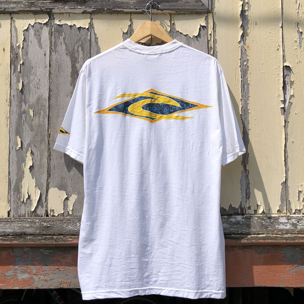 image of Vintage 90's Ripcurl Surfboard Tshirt in White, Men's (Size Medium)