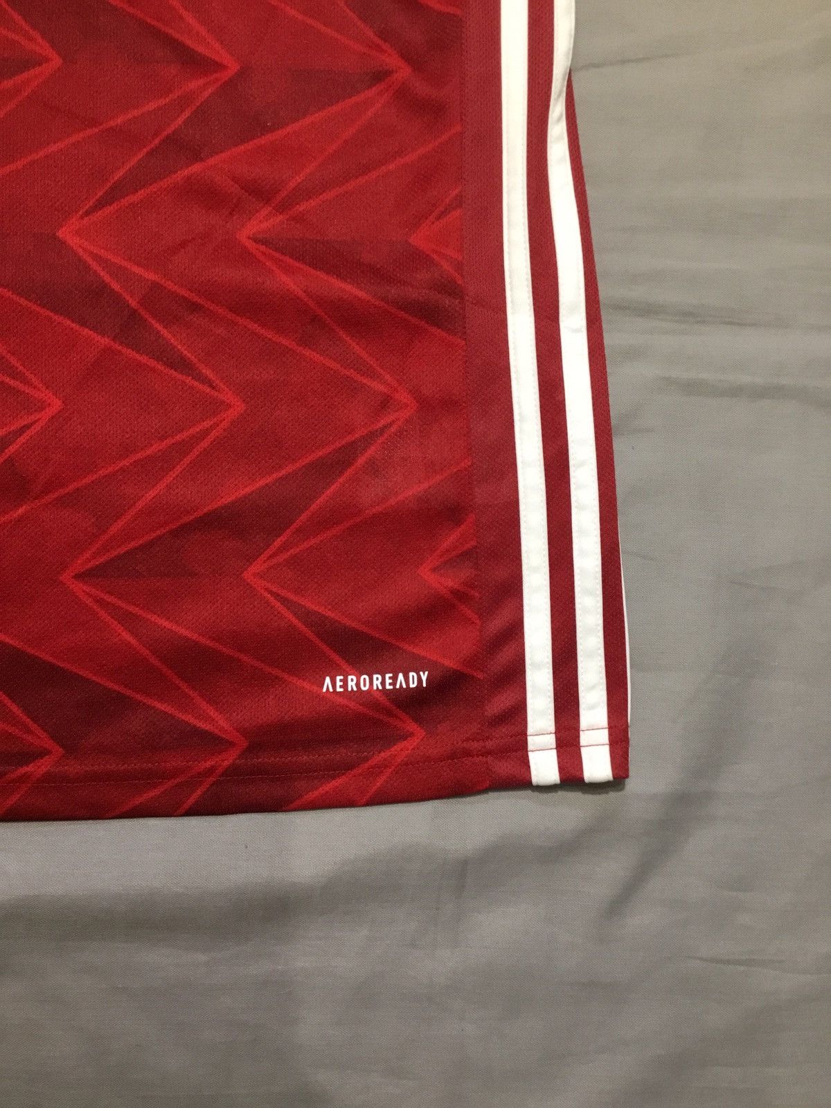 Adidas Tierney #3 Arsenal 2019/20 Home Shirt Adidas Size XL Size US XL / EU 56 / 4 - 4 Thumbnail