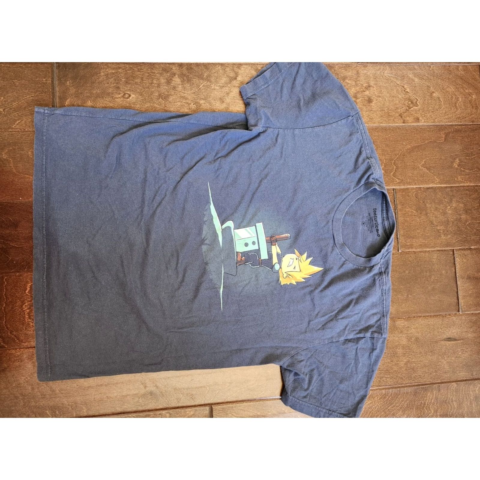 Vintage Tee Turtle Shirt Mens Dusty Blue Anime Final Fantasy Pulling Sword Short Sleeve Size S Size US S / EU 44-46 / 1 - 3 Thumbnail