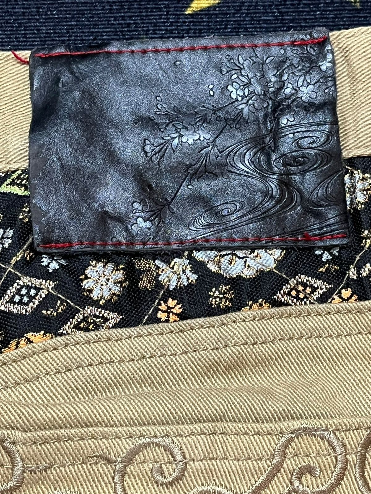 Yasuyuki Ishii Vintage Japanese Brand Dragon Embroidery Sukajan Style Denim Size US 31 - 12 Thumbnail