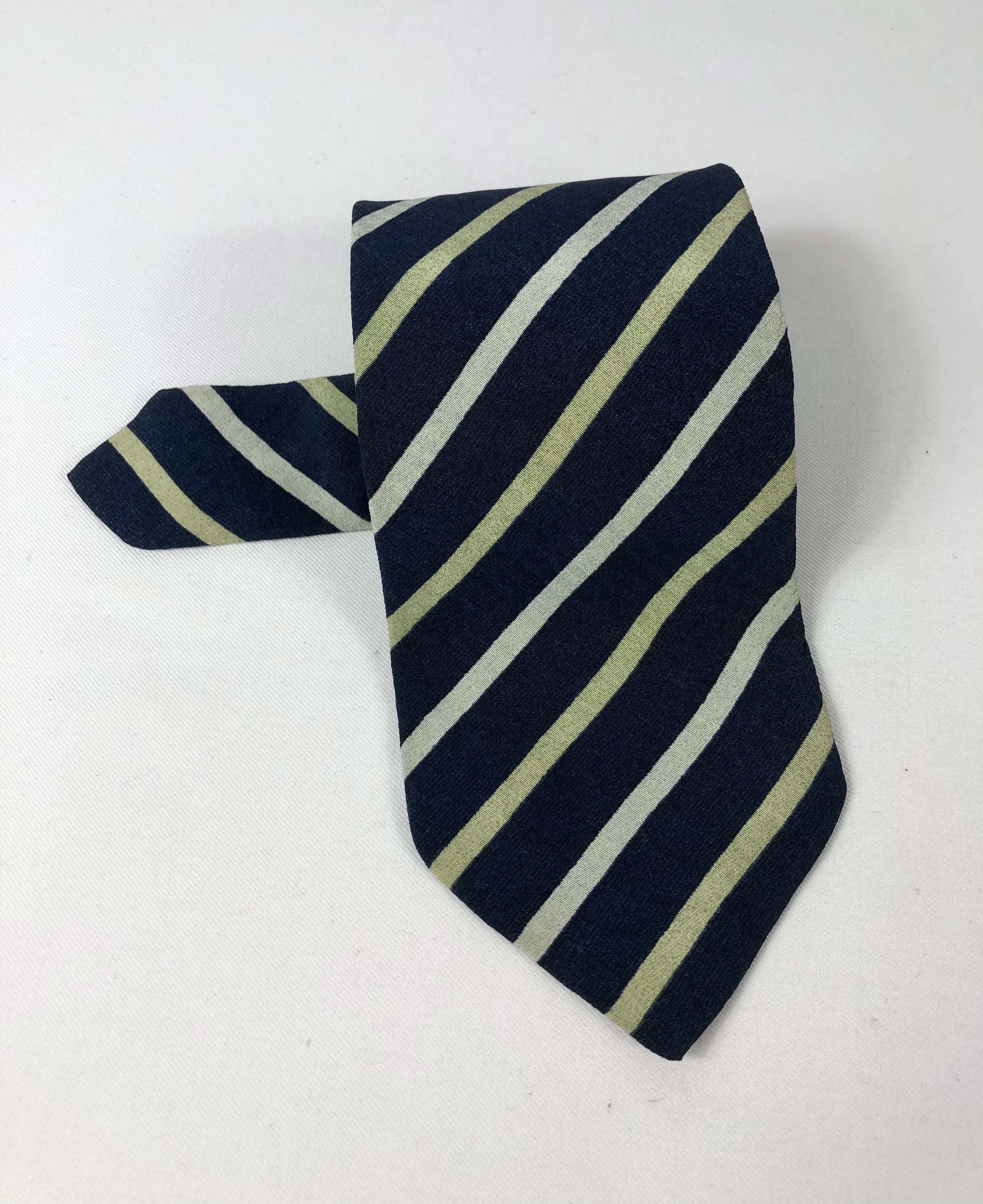 Giorgio Armani Rare Giorgio Armani Cravatte Stripes Silk Tie Made in Italy Size ONE SIZE - 1 Thumbnail