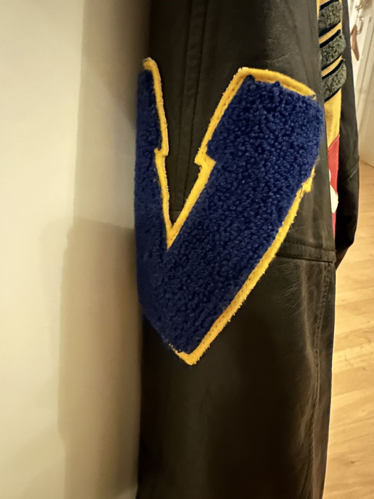 Reebok Rare Varsity Team College Jacket 80s Black Yellow Size S Size US S / EU 44-46 / 1 - 4 Thumbnail