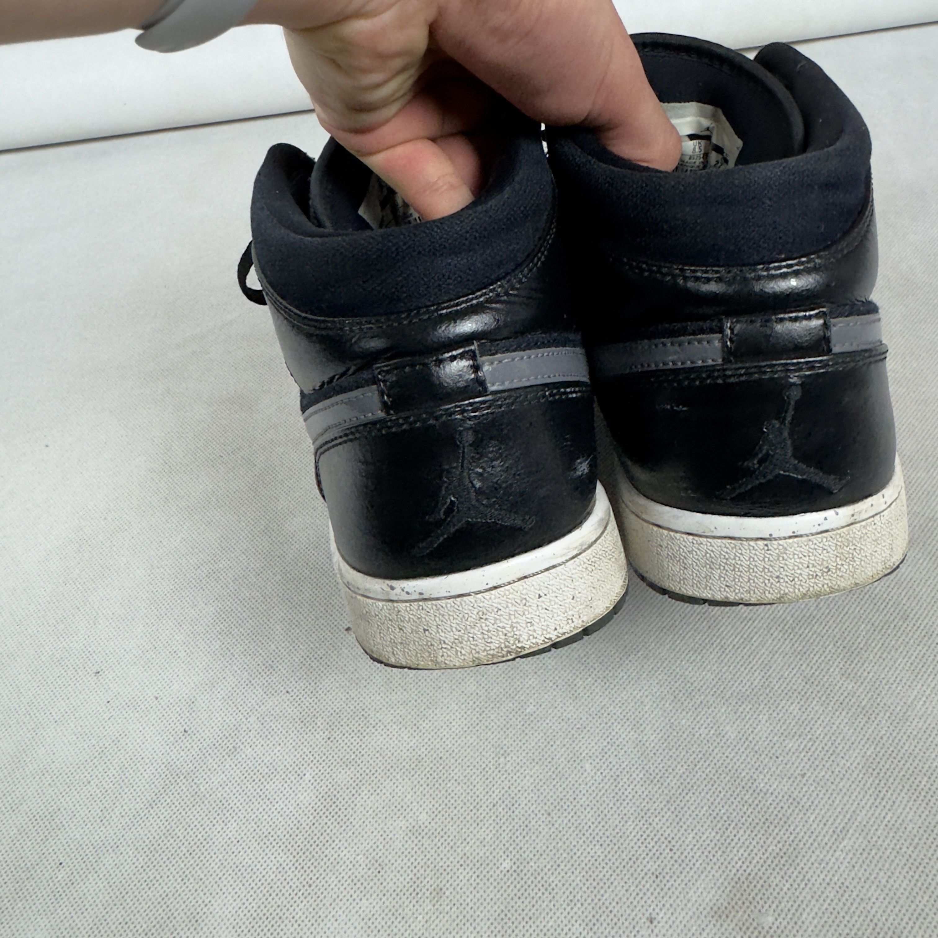 Jordan Brand × Nike Nike Air Jordan 1 Mid SE 852542-001 Men's Black Shoes 9.5 Size US 9.5 / EU 42-43 - 5 Thumbnail