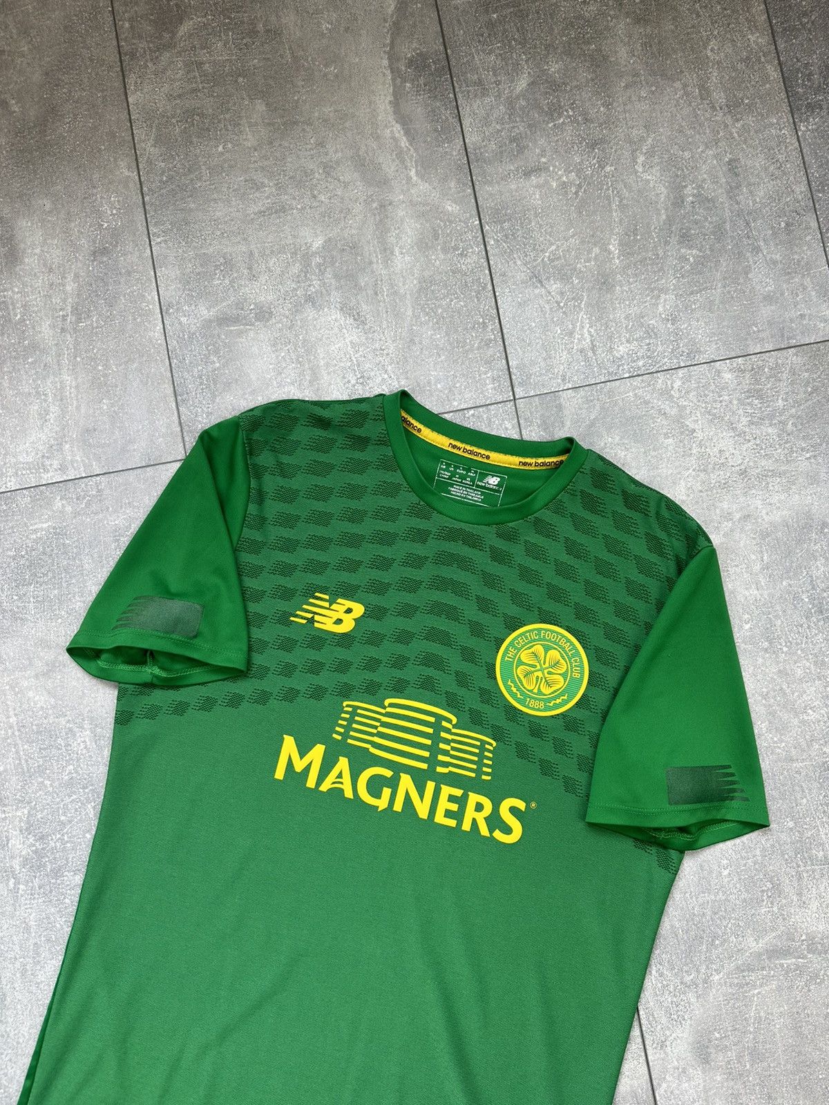 New Balance New Balance Celtic Home Training Soccer Jersey Size US S / EU 44-46 / 1 - 7 Thumbnail