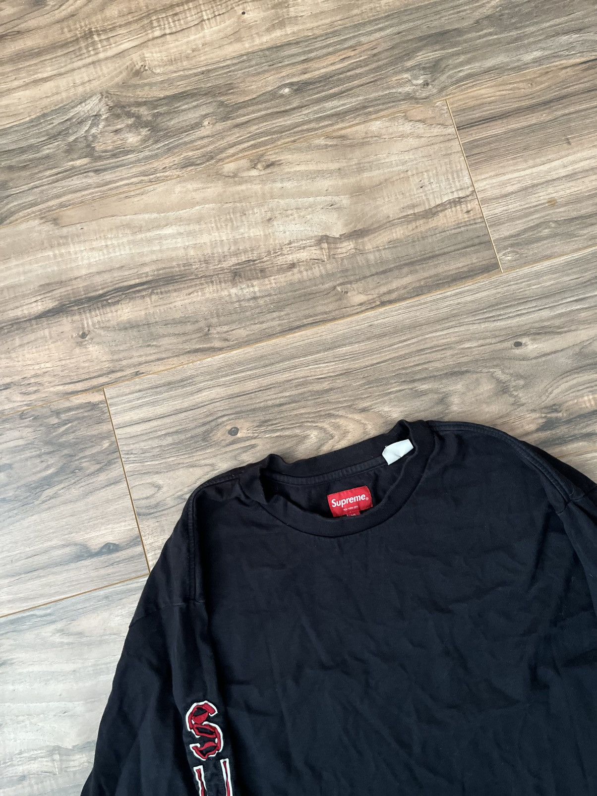Supreme Supreme Cut Out L/S Top Size US XL / EU 56 / 4 - 7 Thumbnail