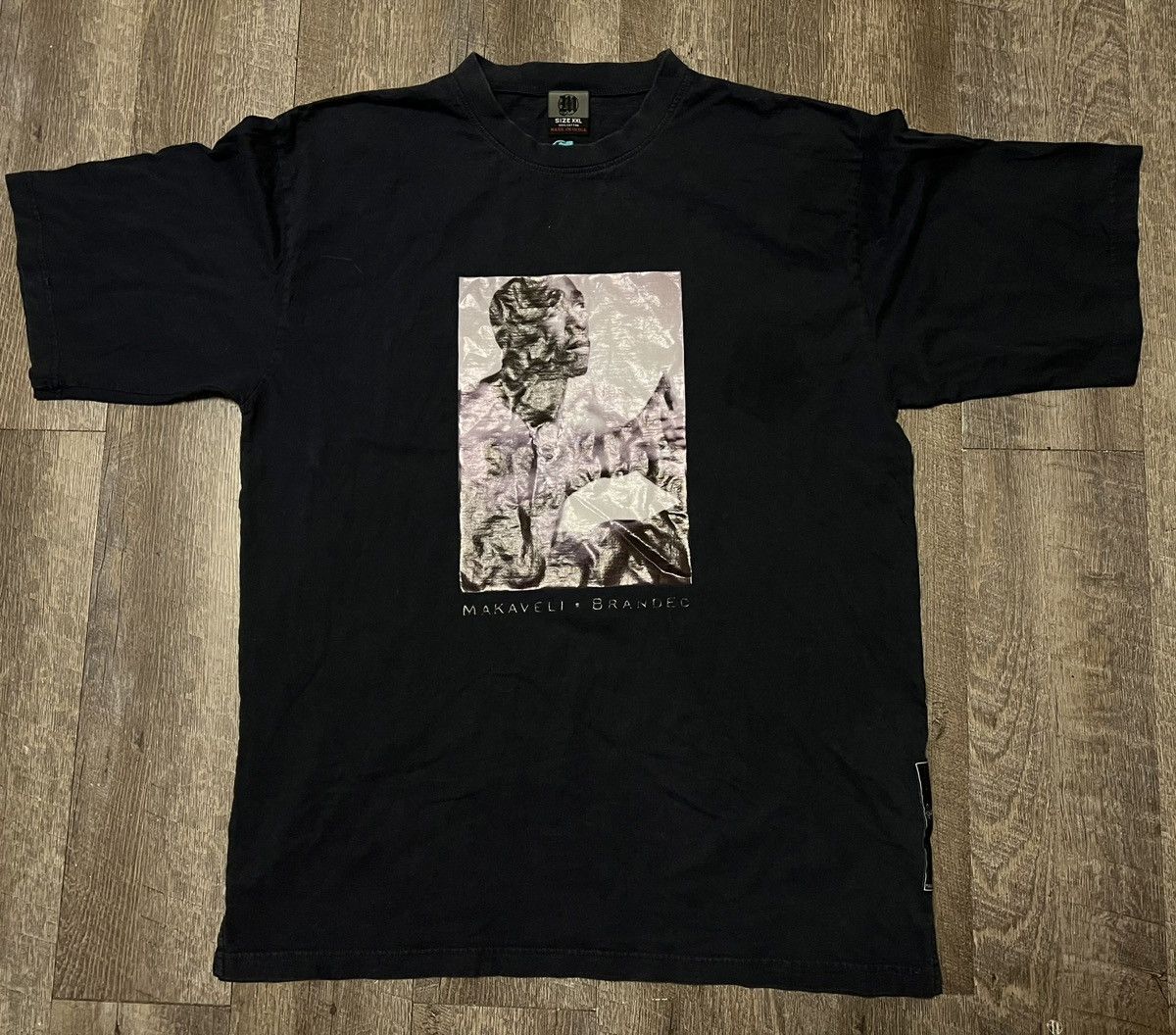 Makaveli × Rap Tees × Vintage Vintage Tupac Shakur Makaveli Portrait Shirt size 2XL Size US XXL / EU 58 / 5 - 1 Thumbnail