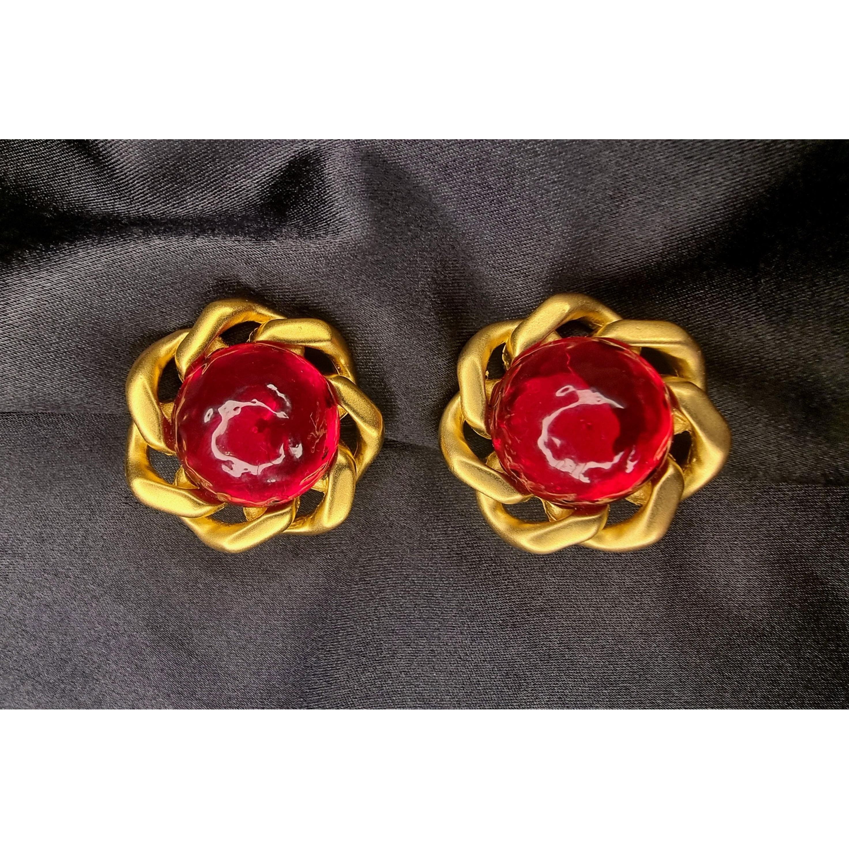 Vintage Rare Find Vintage CINER Signed Red Glass Art Deco Gold Tone Size ONE SIZE - 2 Thumbnail