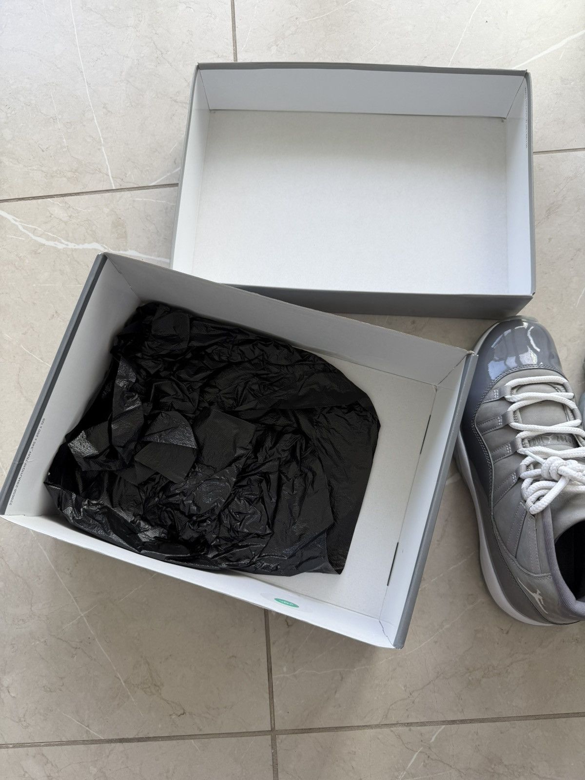 Jordan Brand Jordan 11 Retro Cool Grey (2021) Size US 10 / EU 43 - 13 Thumbnail