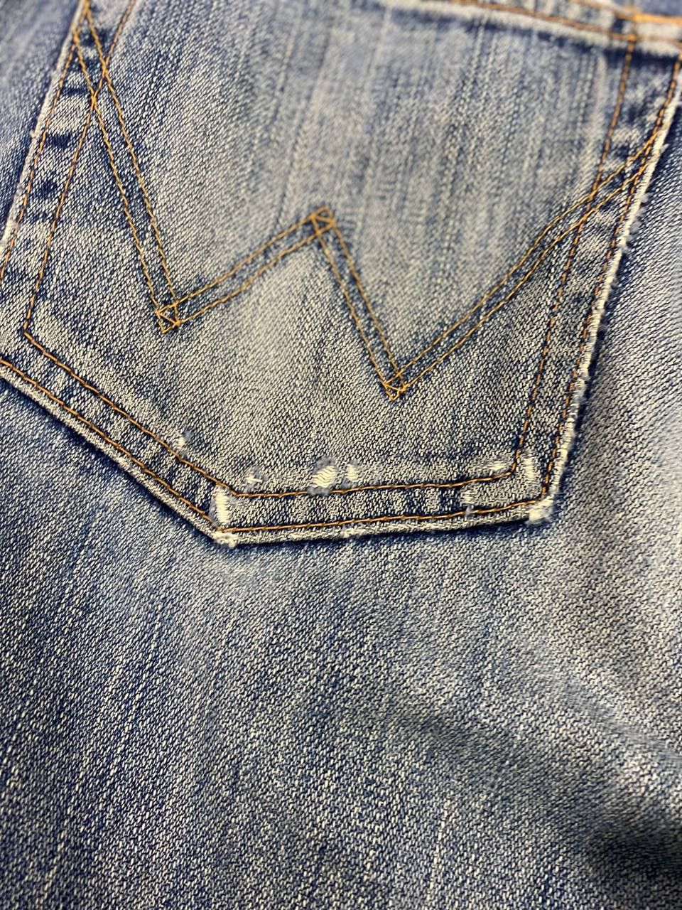 Wrangler vintage wrangler distressed denim nice design Size US 34 / EU 50 - 8 Thumbnail