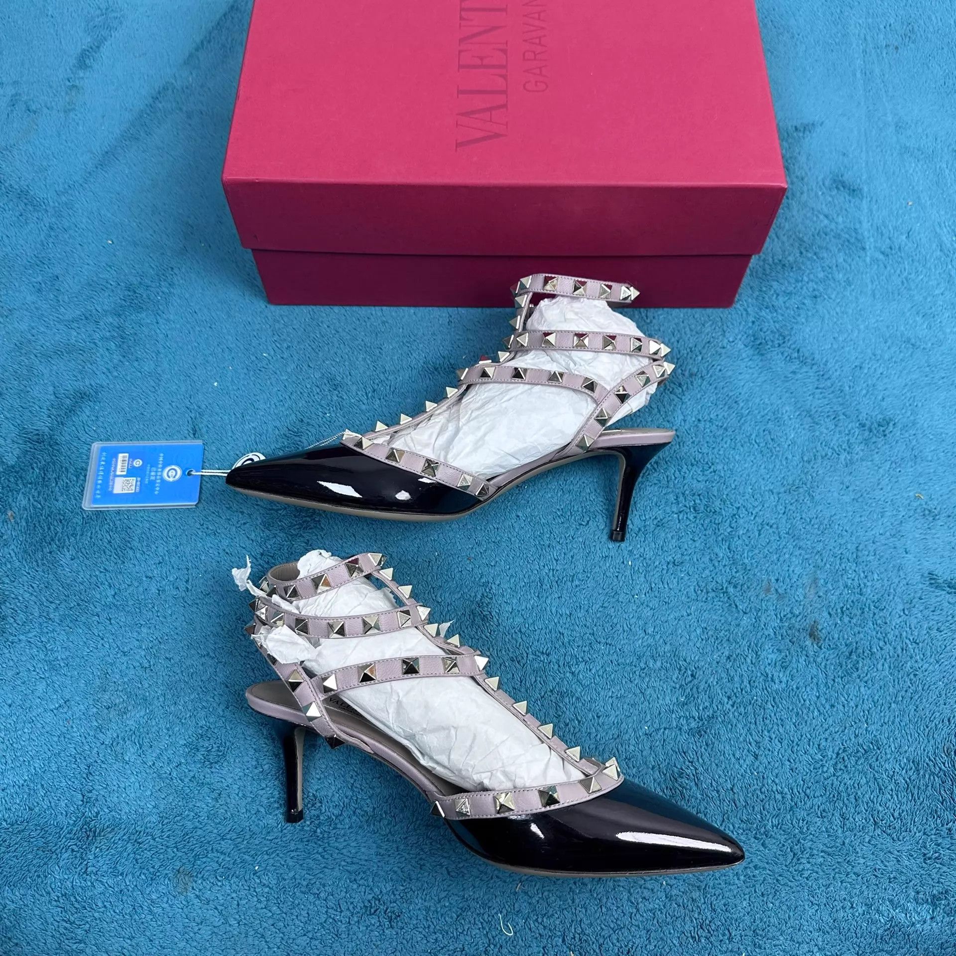 Valentino Valentino Rockstud Patent Pointed Triple Stud Heels Black Size US 6.5 / IT 36.5 - 3 Thumbnail