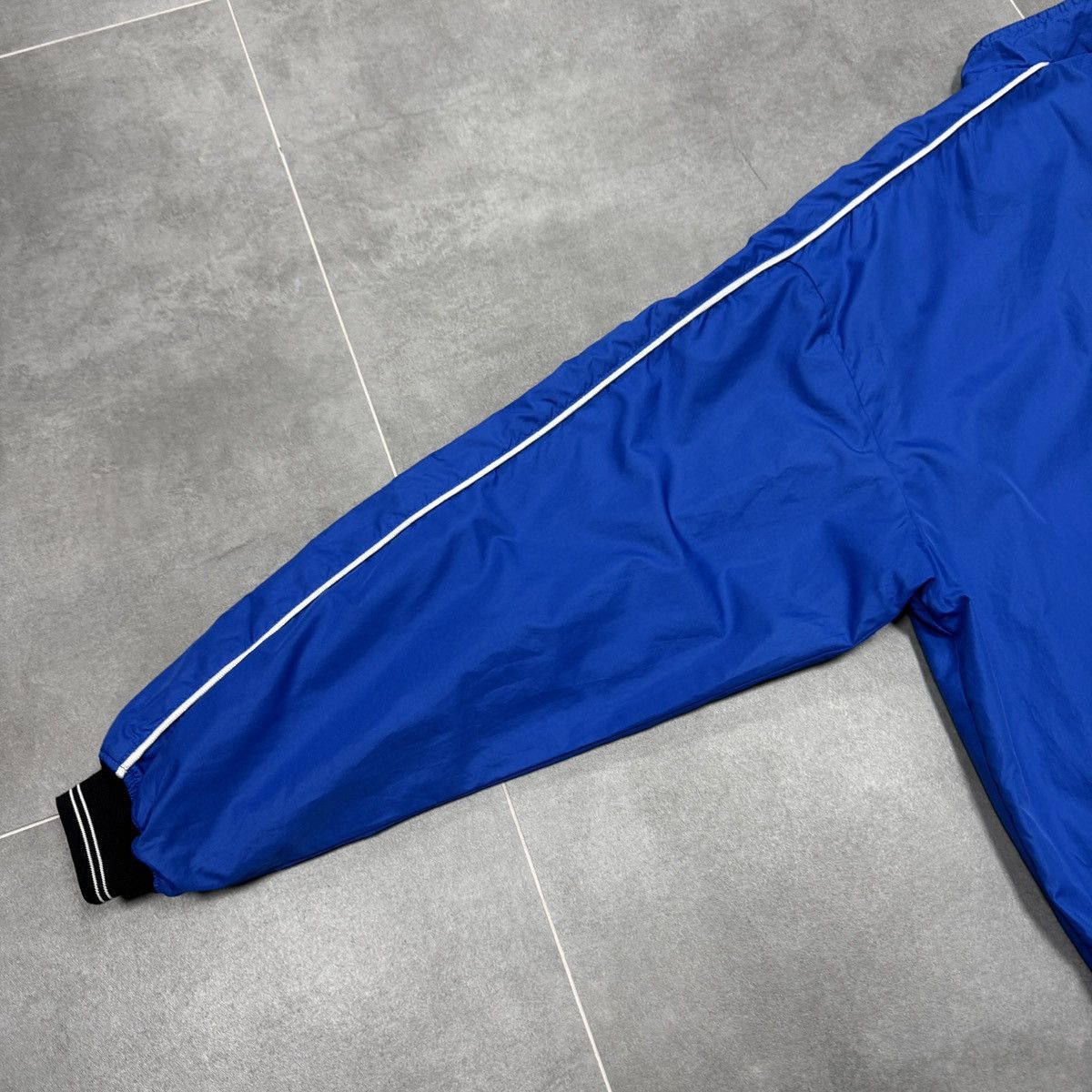 Nike × Vintage Vintage Nike Team Embroidered Logo Swoosh Track Jacket Size US L / EU 52-54 / 3 - 19 Thumbnail