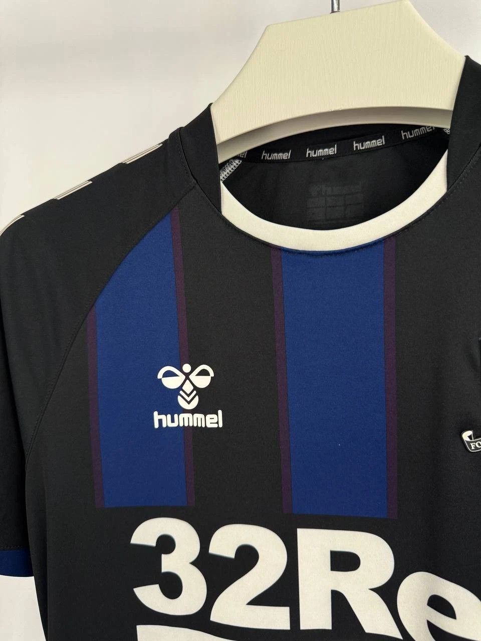 Hummel Hummel Middlesbrough Away Jersey 22/23 Black Blue Size US L / EU 52-54 / 3 - 6 Thumbnail