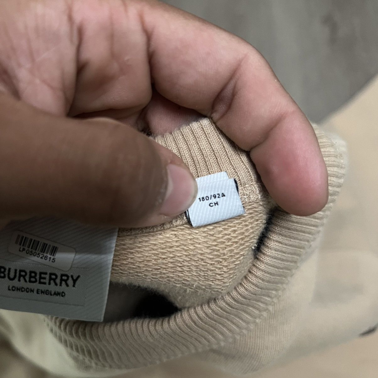 Burberry Burberry Sweater Tan Size US S / EU 44-46 / 1 - 18 Thumbnail