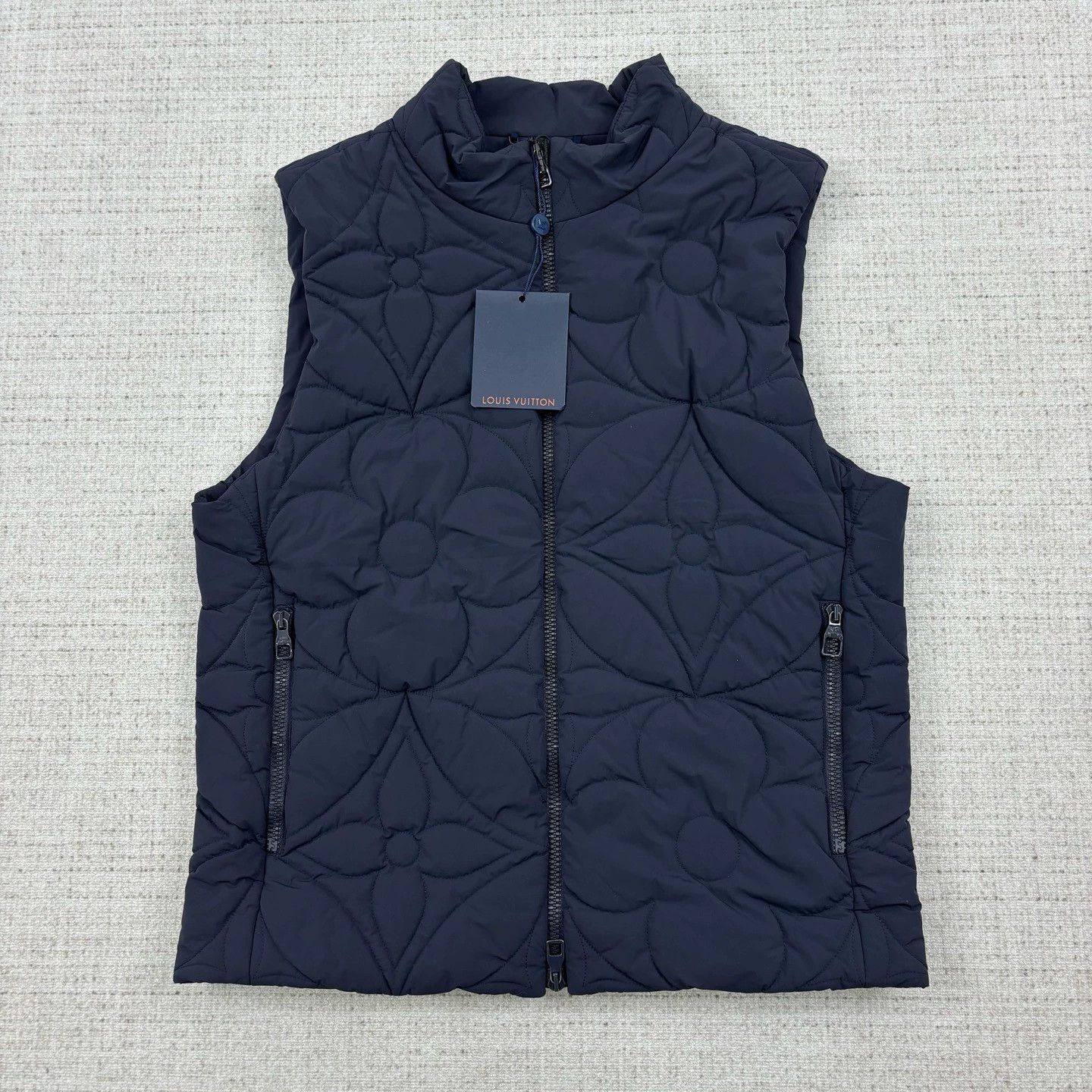 Louis Vuitton Brand new, unused Louis Vuitton vest, Size 3XL / US 20-22 - 1 Thumbnail