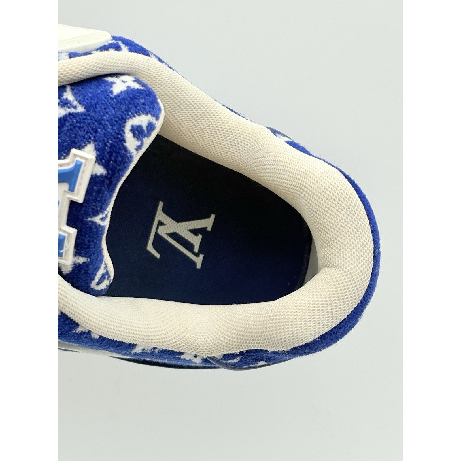 Louis Vuitton Louis Vuitton Trainer ' Blue Monogram ' | SUPER CLEAN! Size US 9.5 / EU 42-43 - 12 Thumbnail