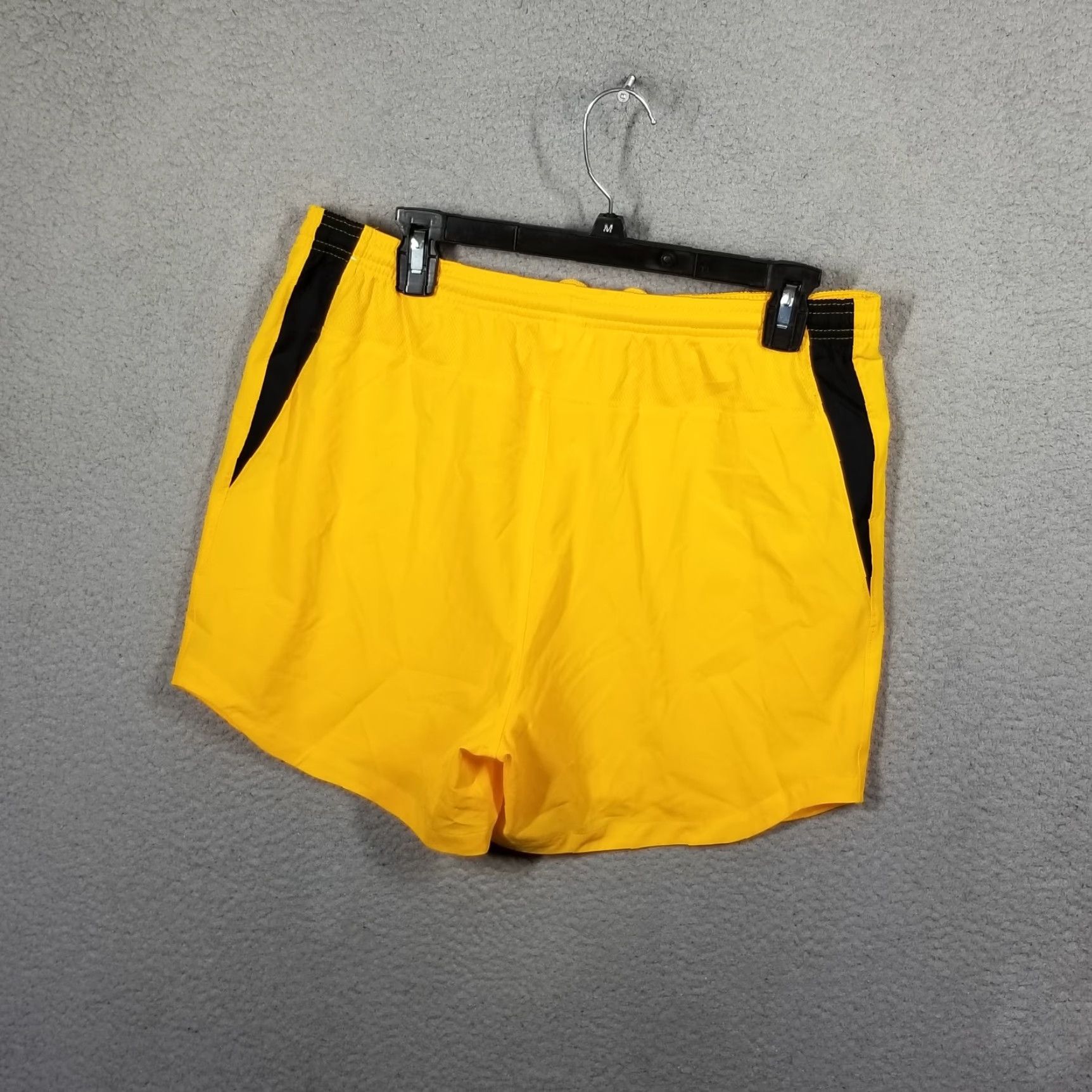 Nike Nike Shorts Womens Medium Training Running Athletic Gym Soccer Activewear Yellow Size 32" / US 10 / IT 46 - 6 Thumbnail