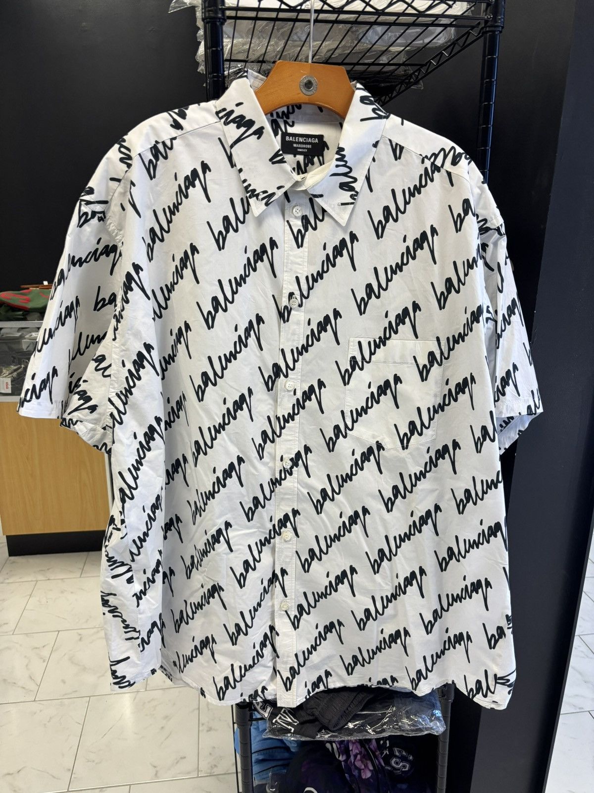 Balenciaga Balenciaga Cursive All Over button-up shirt Size US XL / EU 56 / 4 - 1 Thumbnail