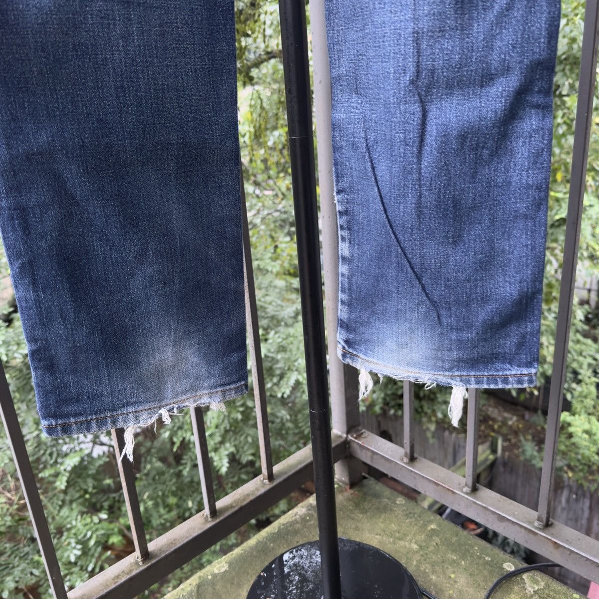 Vintage Thrashed Faded Distressed Wrangler Work Jeans ERD Grunge Size US 30 / EU 46 - 8 Thumbnail