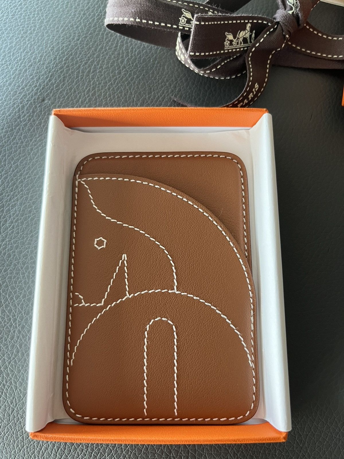 Hermes Rare Brand New Hermes MagSafe Card Holder Limited