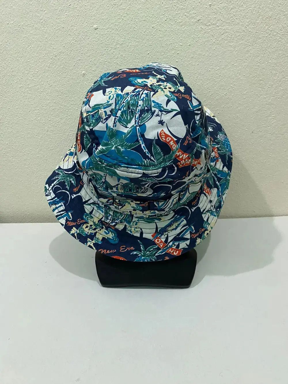 New Era × Vintage Hawaii New Era Overprint Bucket Hat Size ONE SIZE - 4 Thumbnail