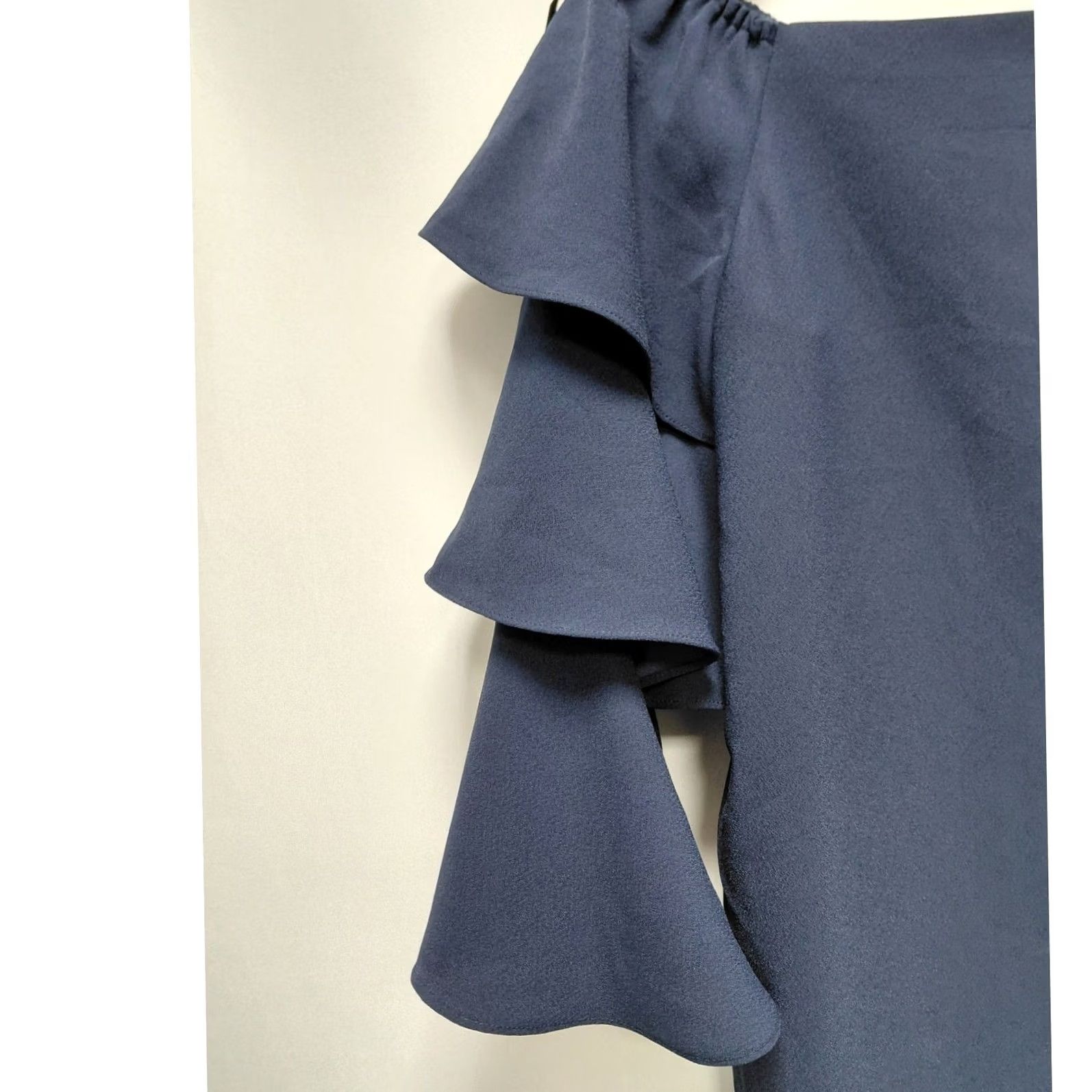 Nanette Lepore NANETTE LEPORE Off Shoulder Dress Blue Solid 3/4 Sleeve Layered Ruffle Knee Length Size 6 Womens Size M / US 6-8 / IT 42-44 - 4 Thumbnail