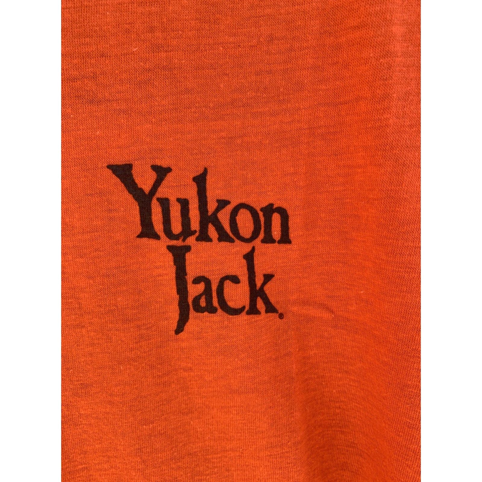 Vintage VINTAGE Yukon Jack Surprisingly Smooth At 100 Proof T Shirt c 1986 Single Stitch Size US M / EU 48-50 / 2 - 6 Thumbnail