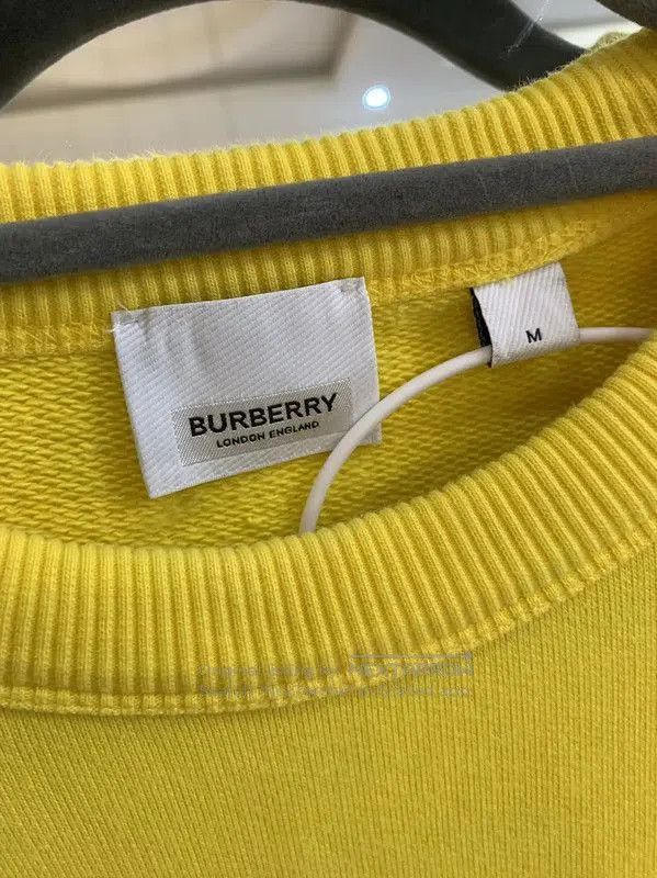 Burberry Burberry Yellow Cotton Long Sleeve Sweatshirt. Size US M / EU 48-50 / 2 - 4 Thumbnail